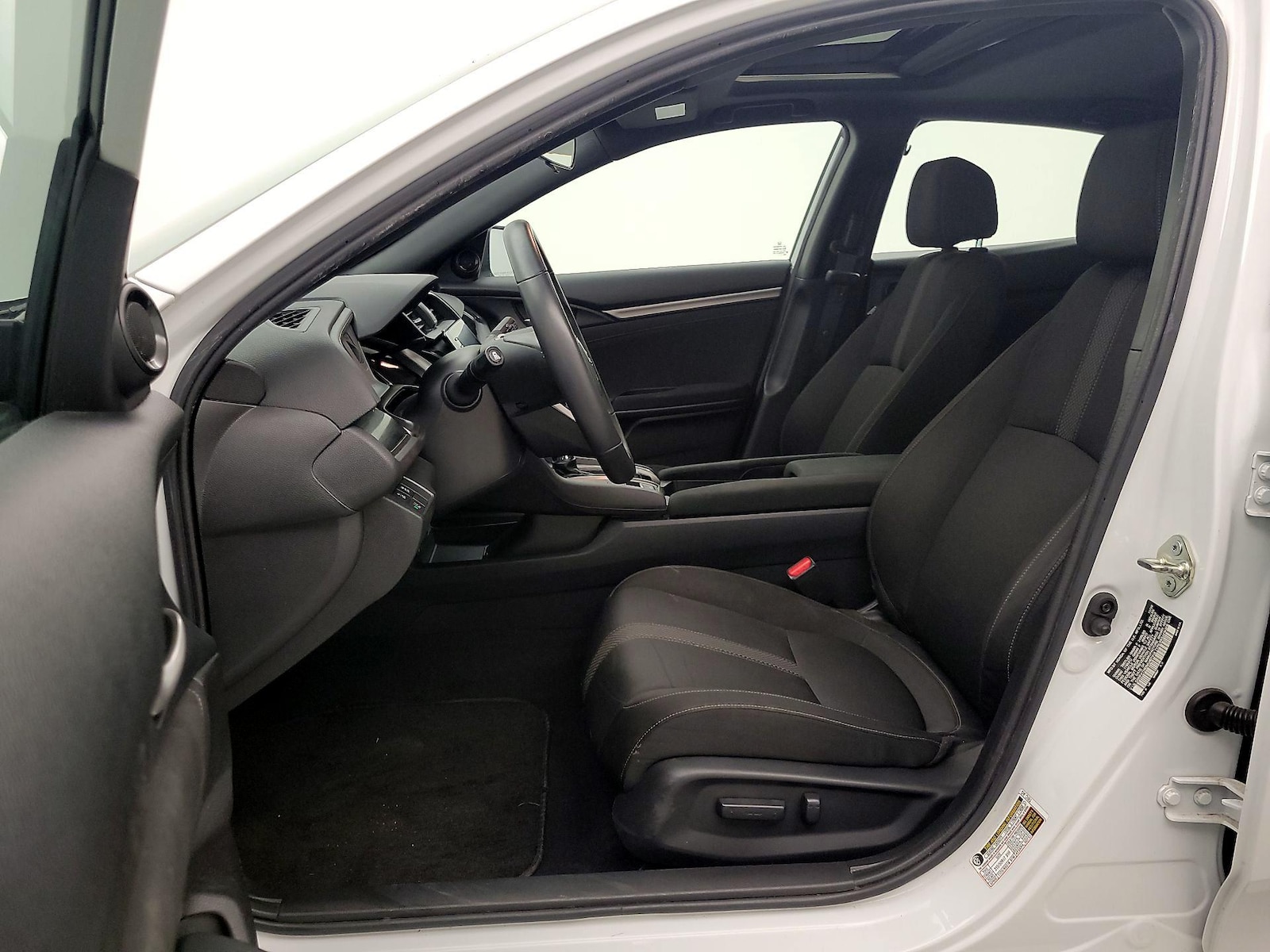 2021 Honda Civic Hatchback EX - Photo 12
