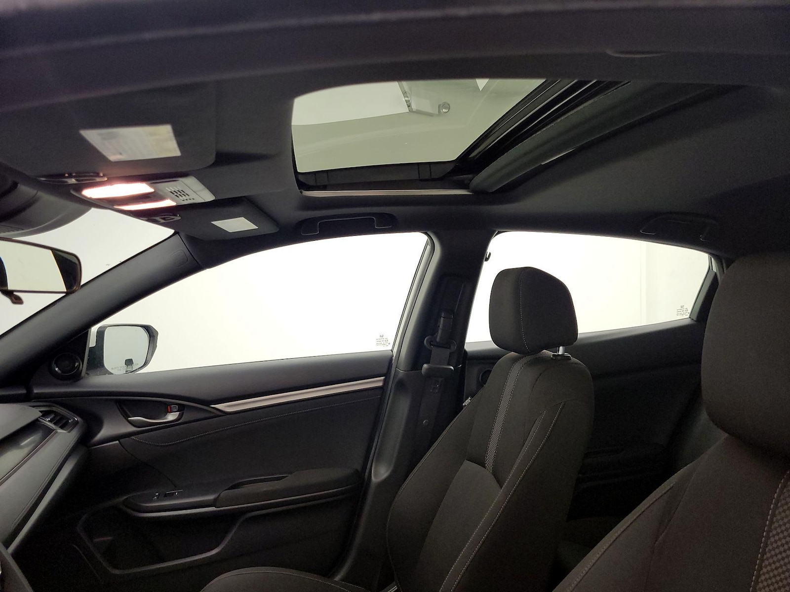 2021 Honda Civic Hatchback EX - Photo 20