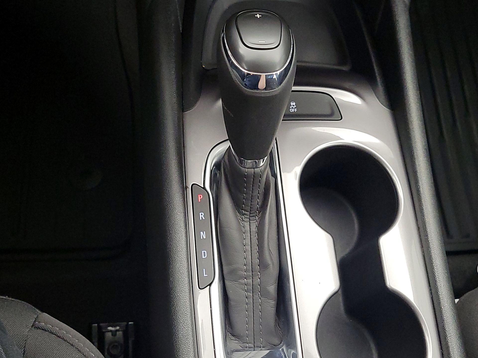 Thumbnail: 2020 Chevrolet Malibu - 18