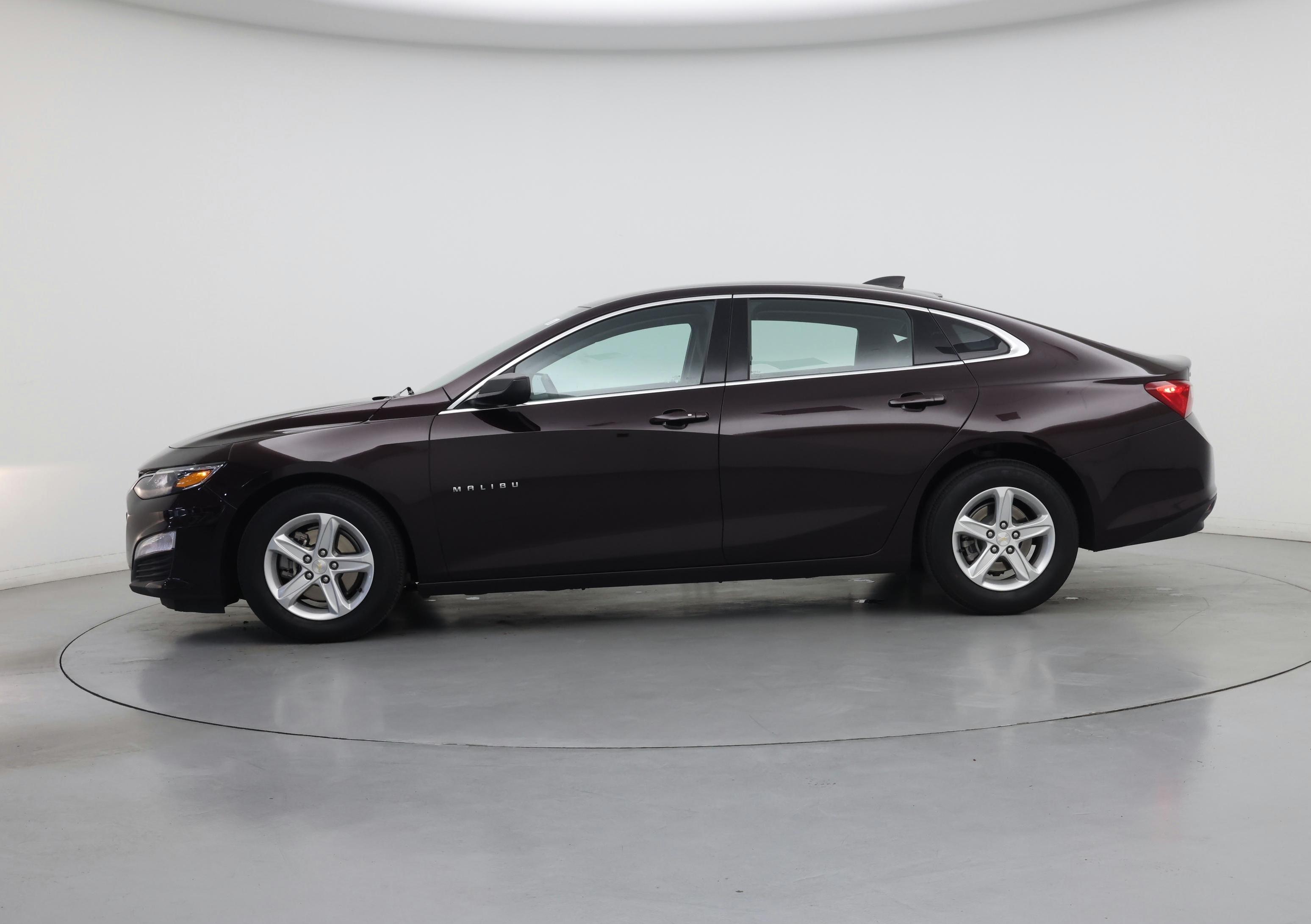 Thumbnail: 2020 Chevrolet Malibu - 3