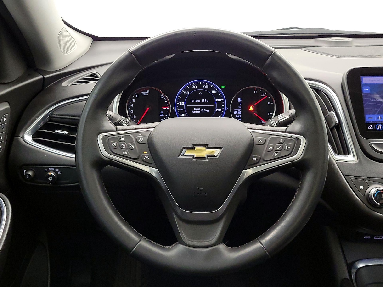 2023 Chevrolet Malibu 2LT - Photo 11