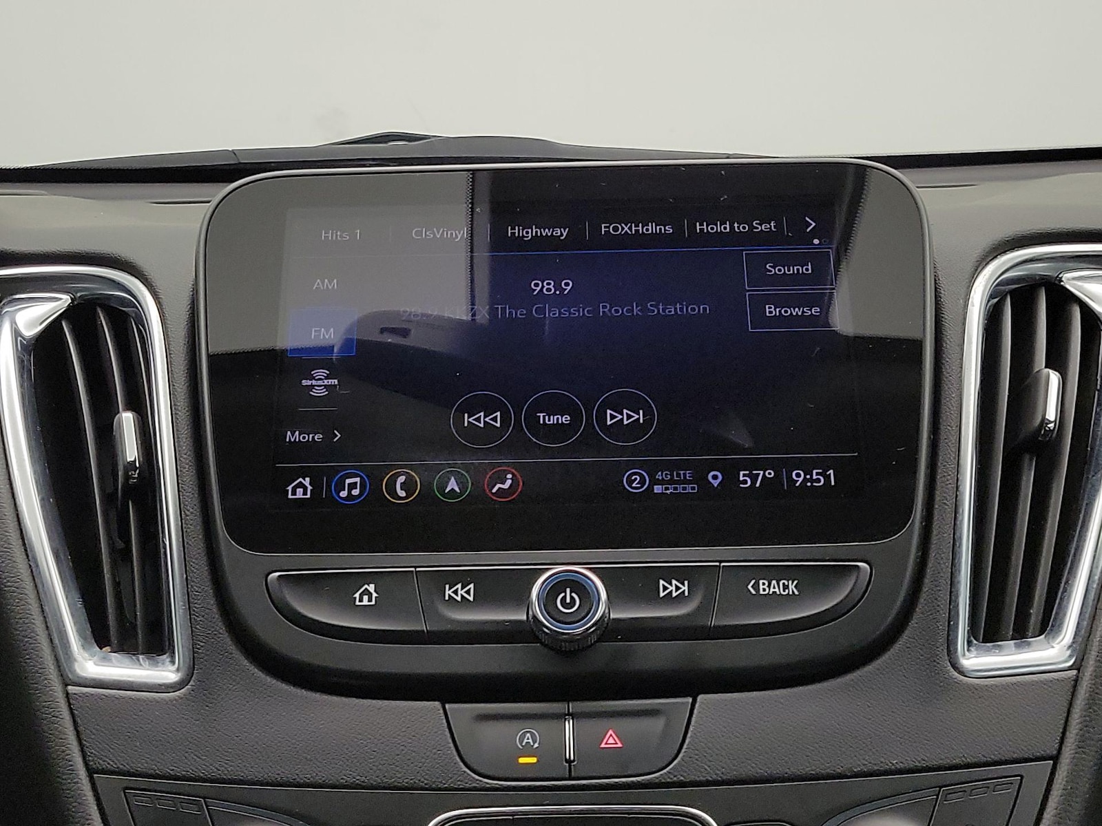 2023 Chevrolet Malibu 2LT - Photo 17