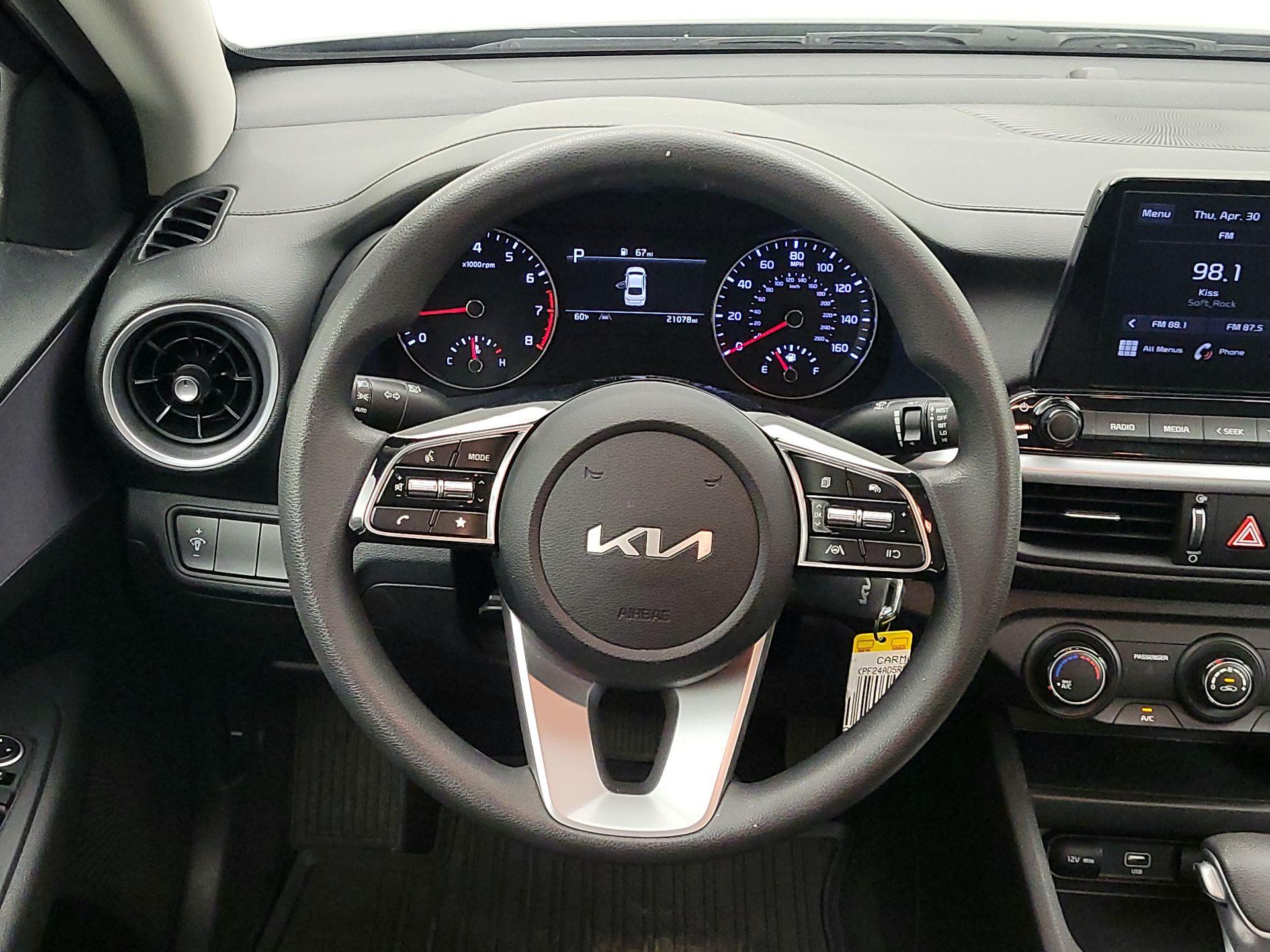 Thumbnail: 2024 Kia Forte - 10