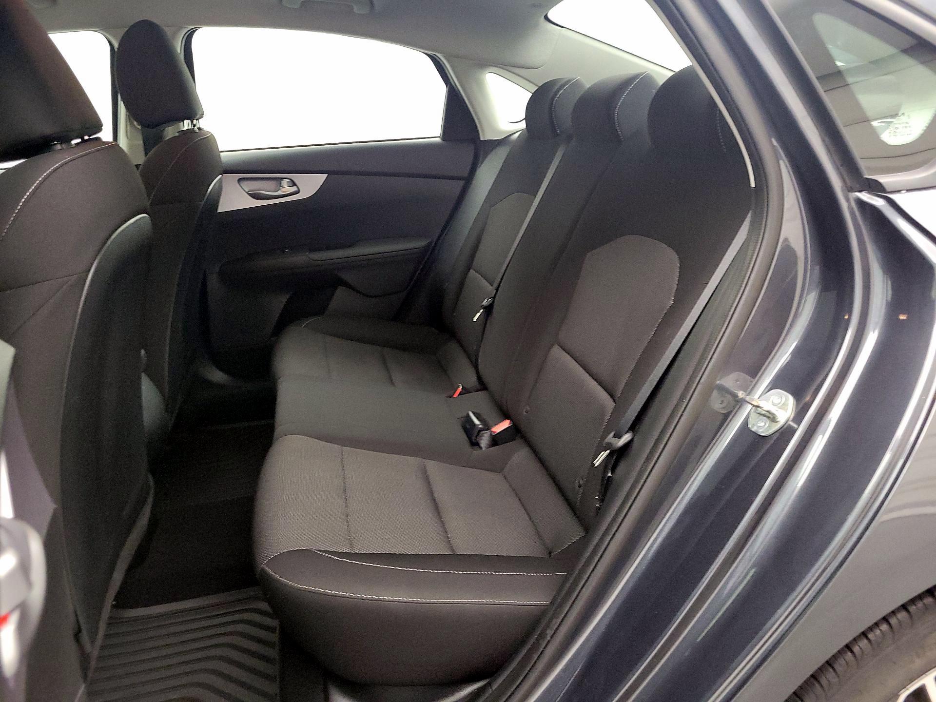 Thumbnail: 2024 Kia Forte - 19
