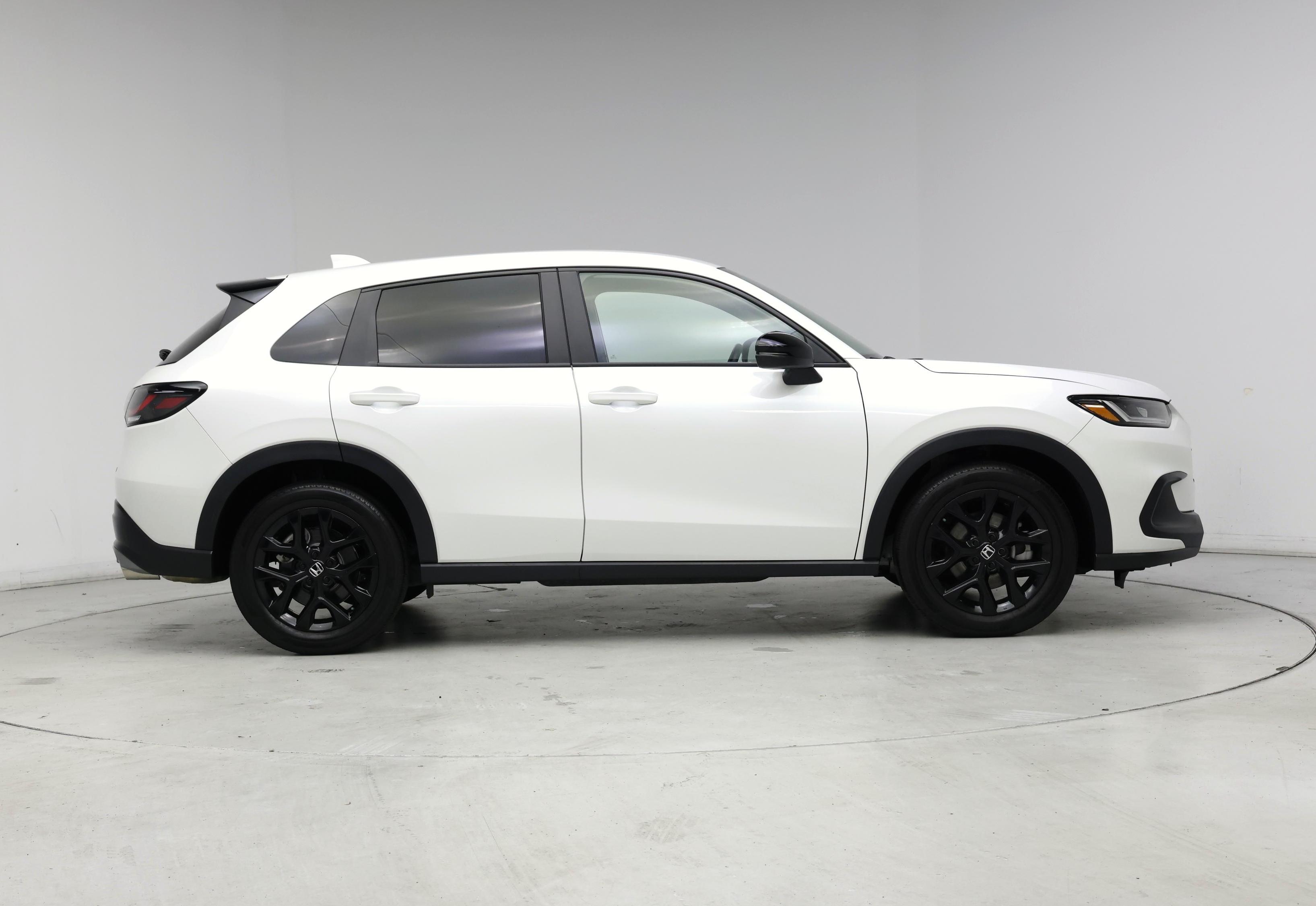 Thumbnail: 2023 Honda HR-V - 7