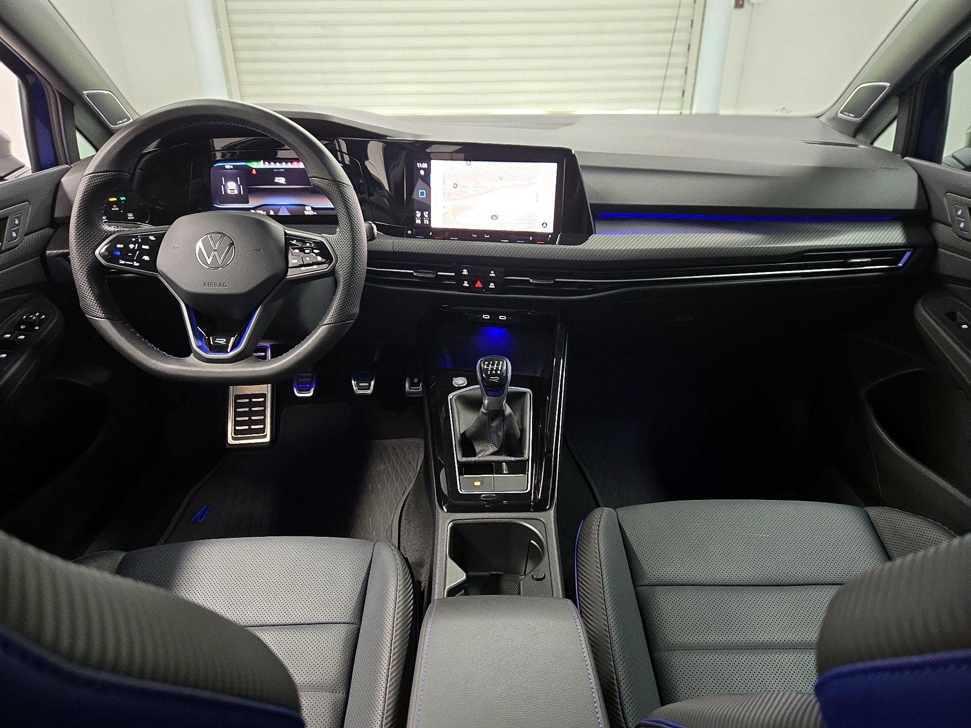 Thumbnail: 2024 Volkswagen Golf - 9