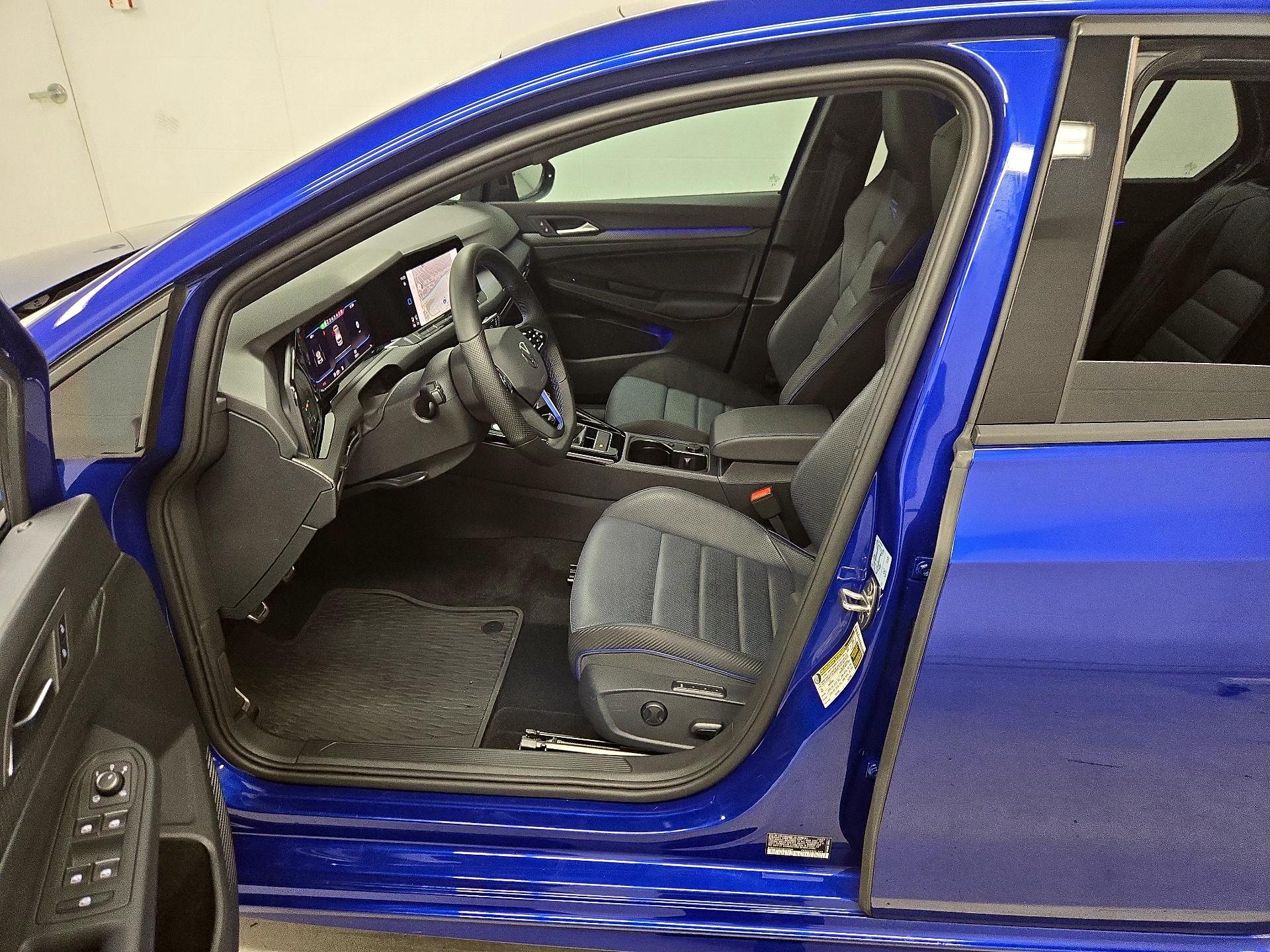 Thumbnail: 2024 Volkswagen Golf - 11