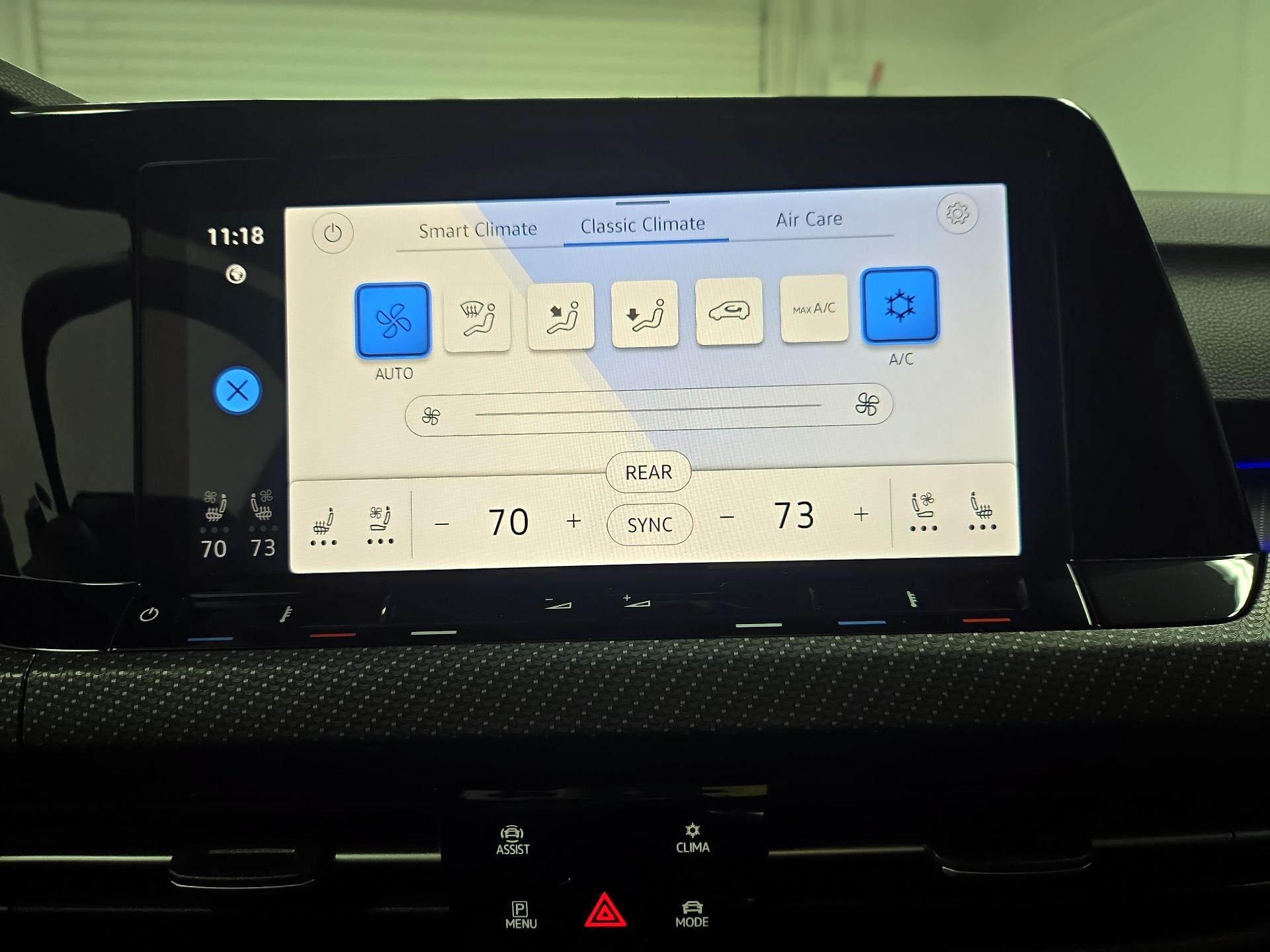 Thumbnail: 2024 Volkswagen Golf - 17