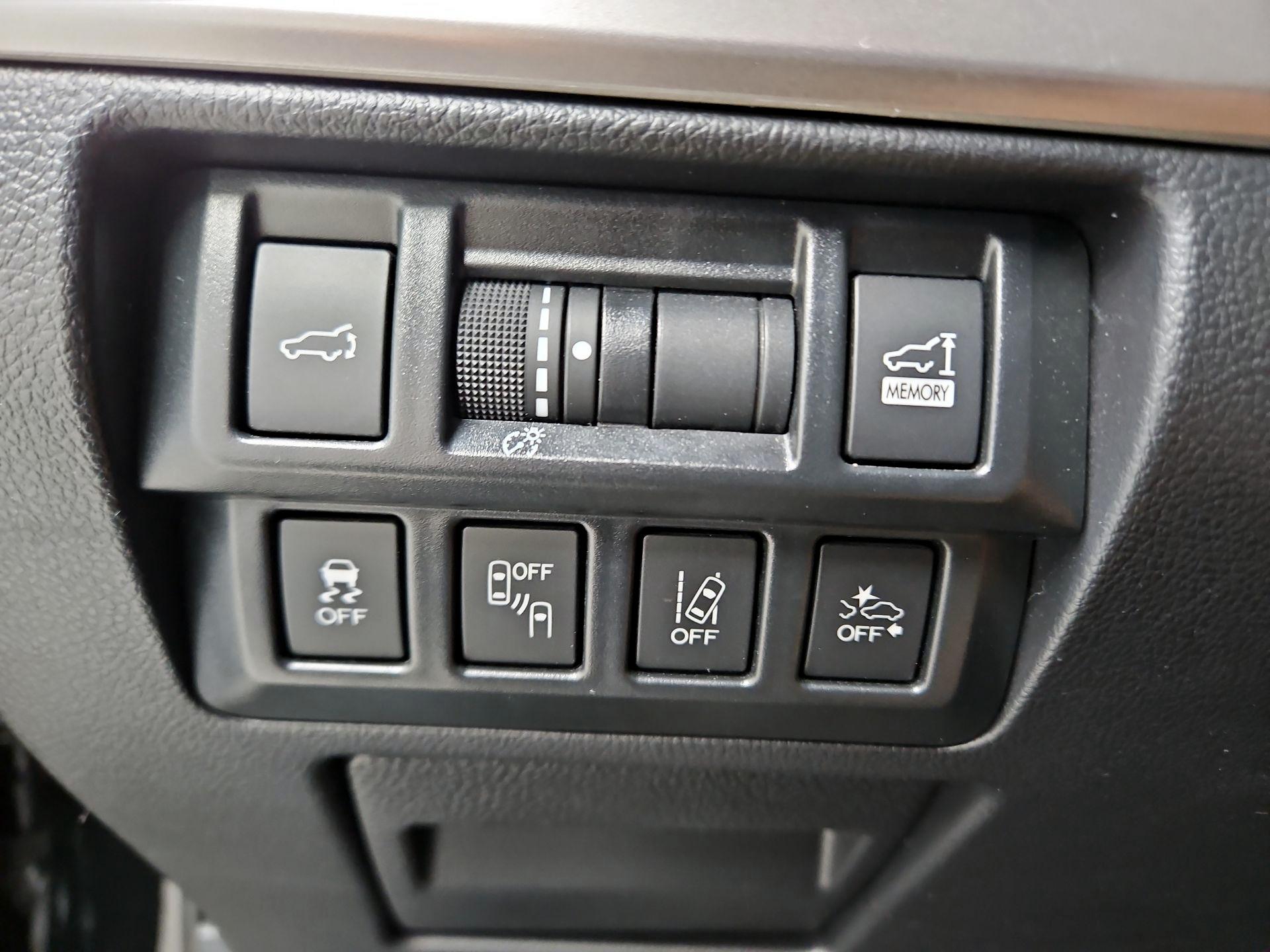 Thumbnail: 2018 Subaru Outback - 13