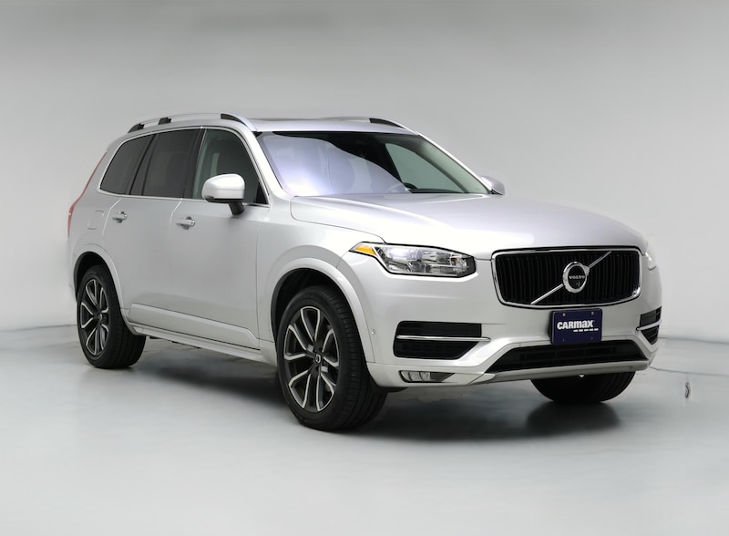 2016 Volvo XC90 T6 Momentum