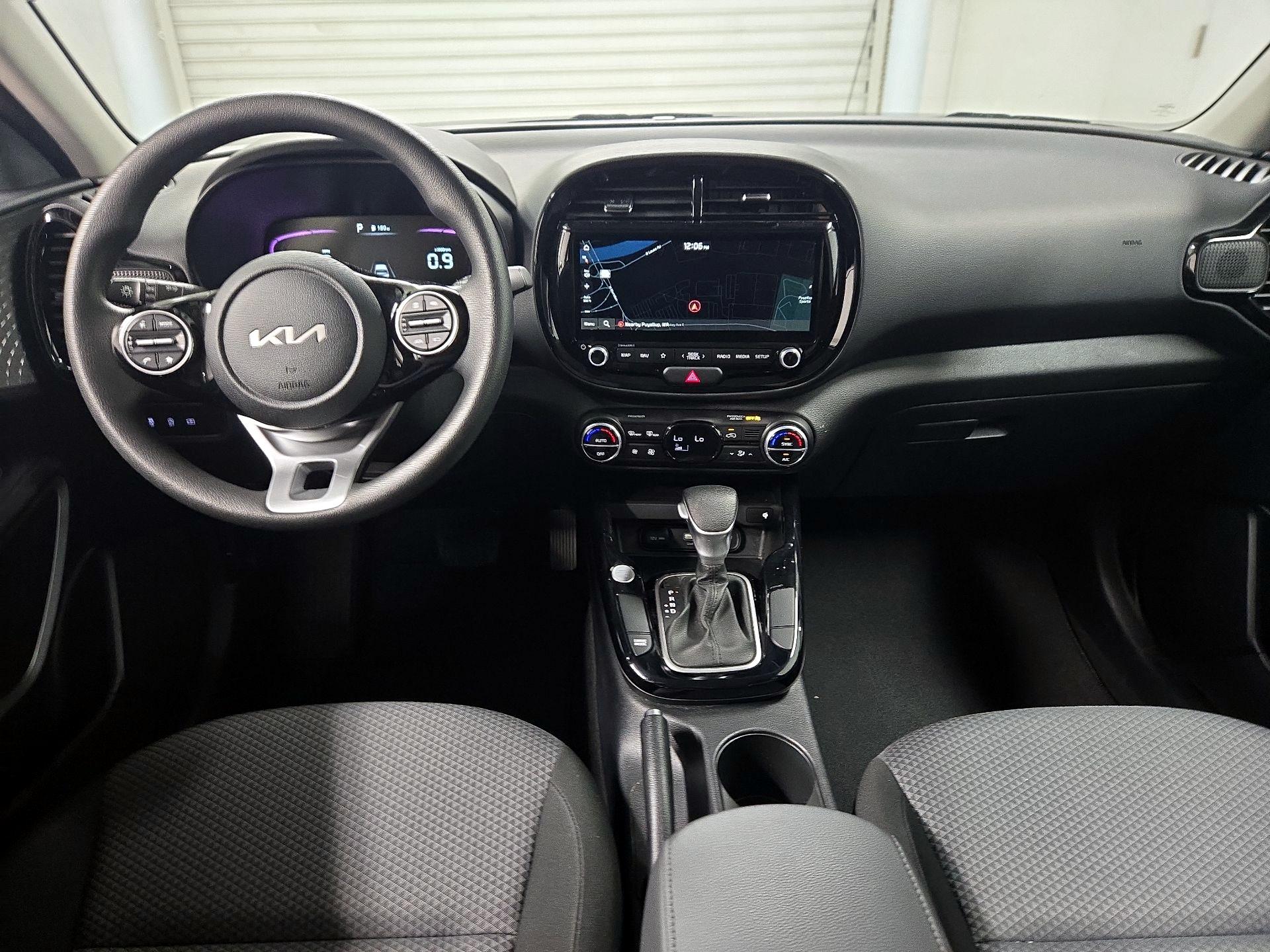 Thumbnail: 2023 Kia Soul - 9
