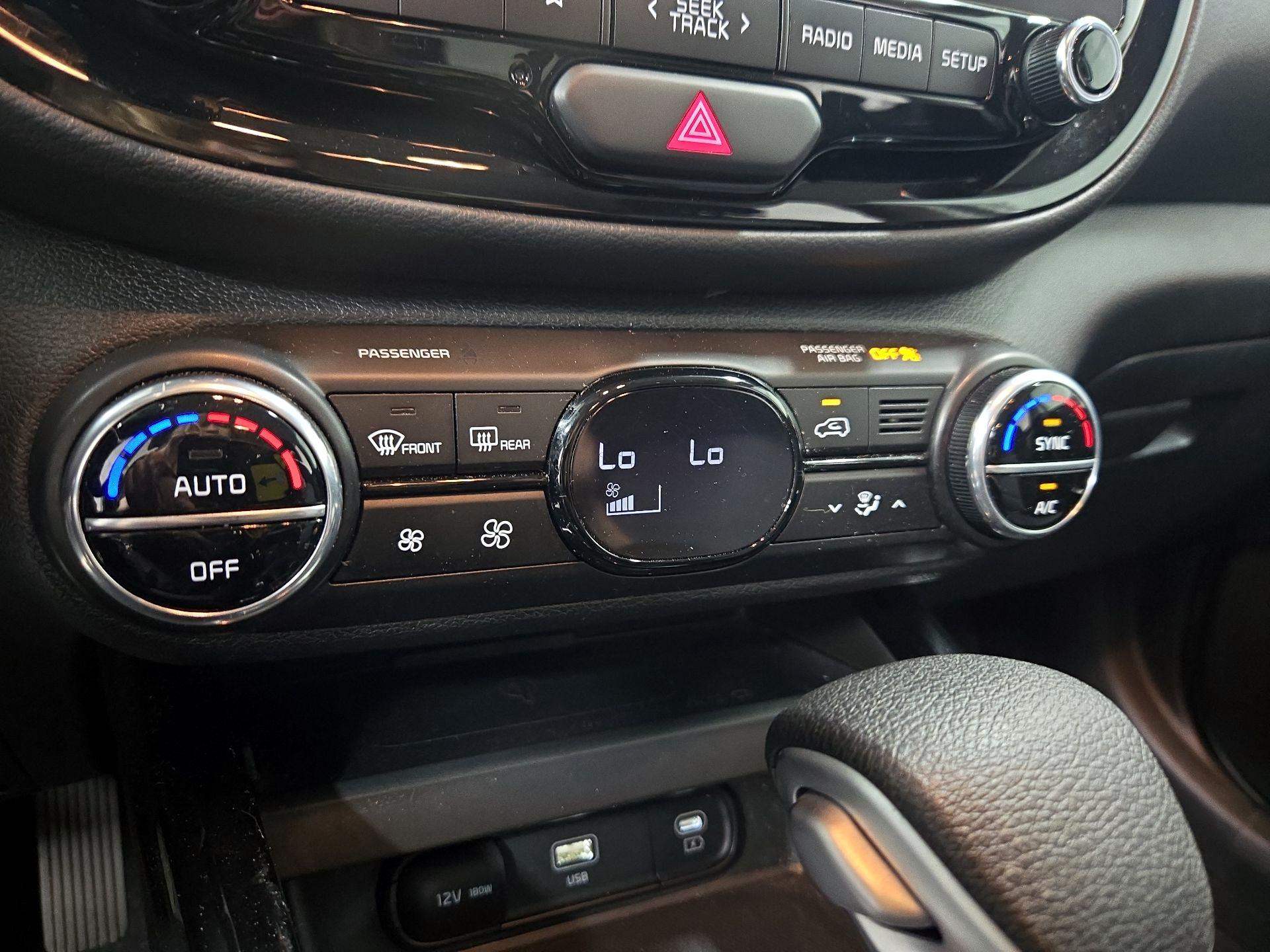 Thumbnail: 2023 Kia Soul - 17