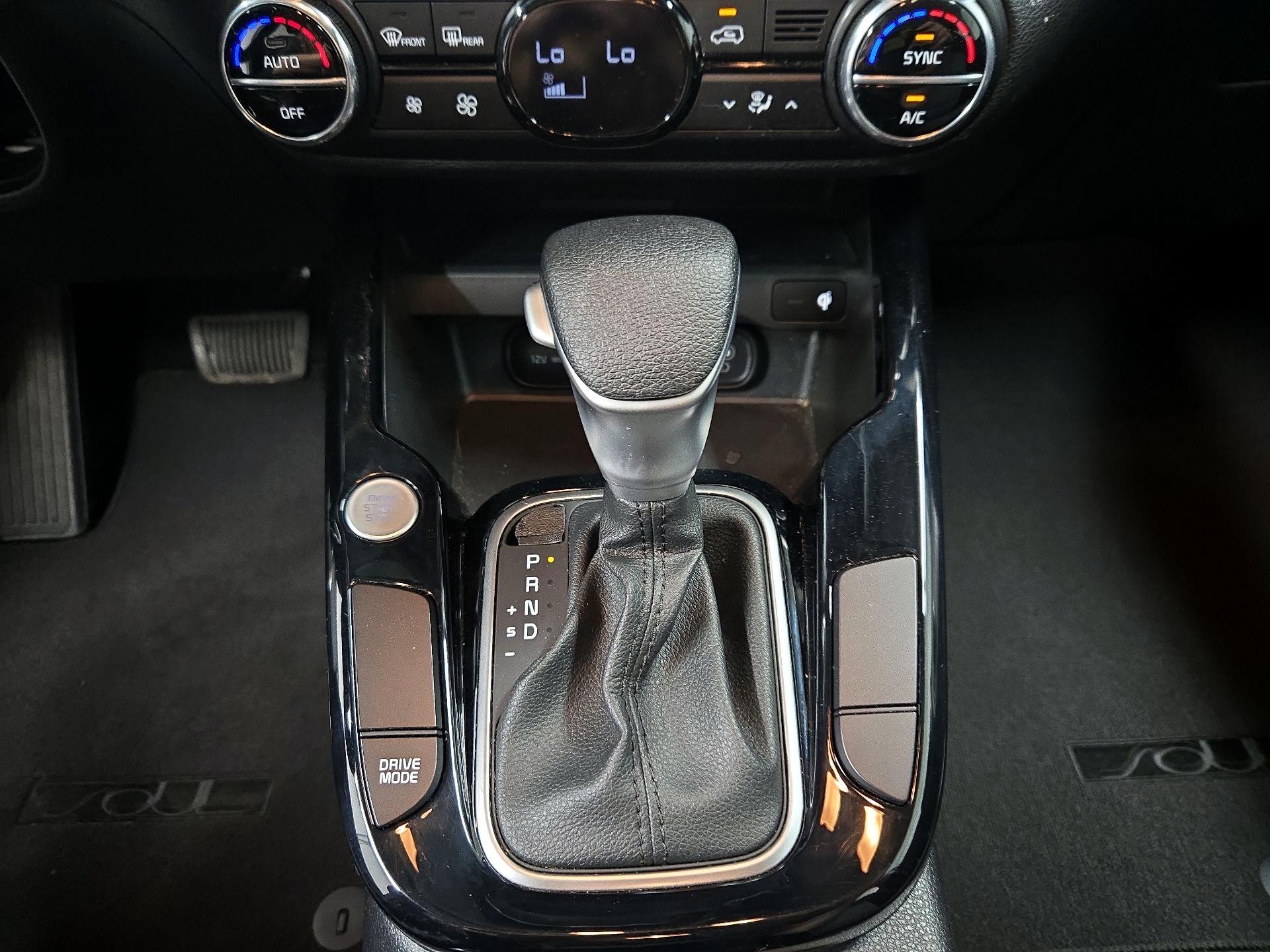 Thumbnail: 2023 Kia Soul - 18