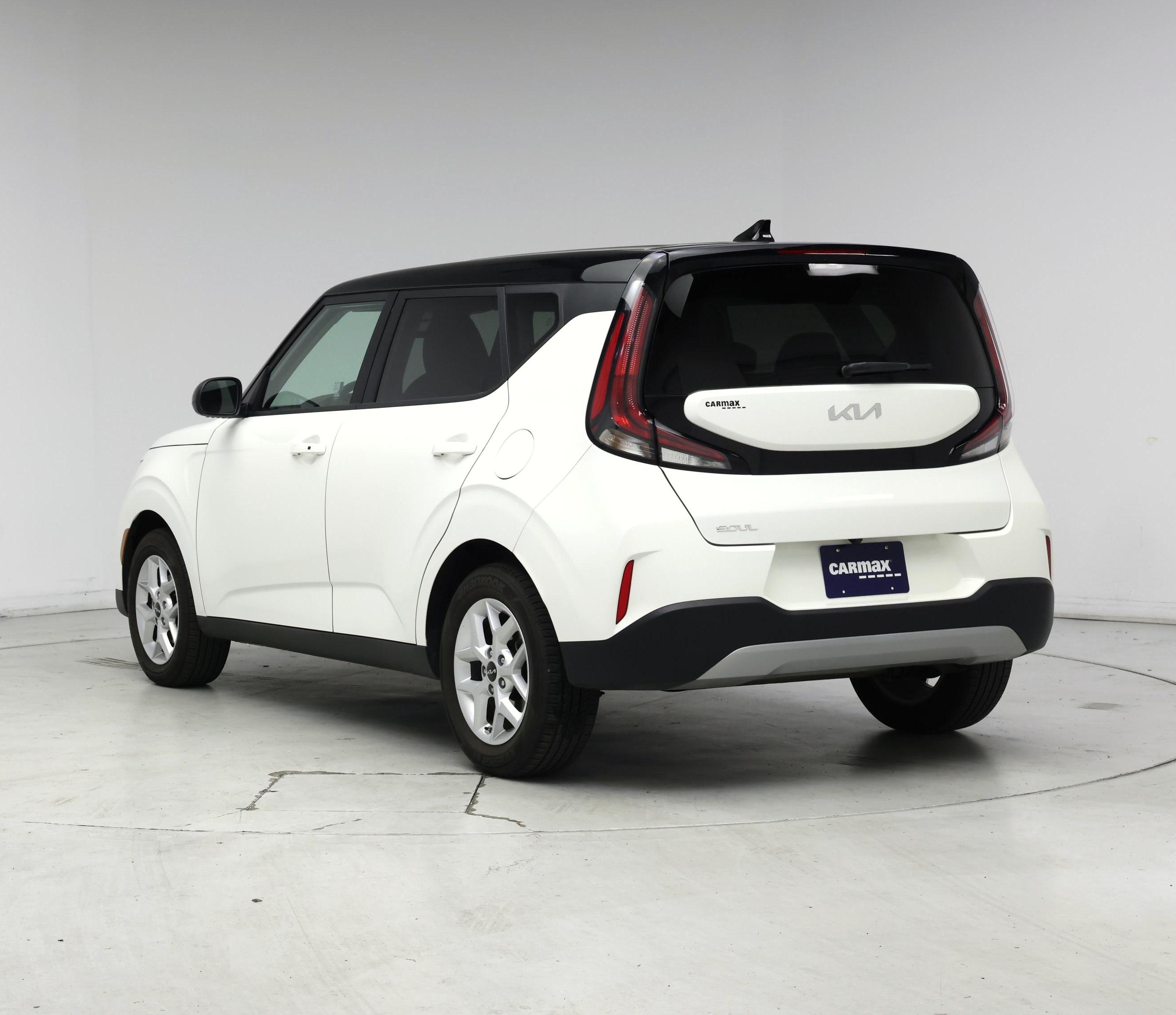 Thumbnail: 2023 Kia Soul - 2