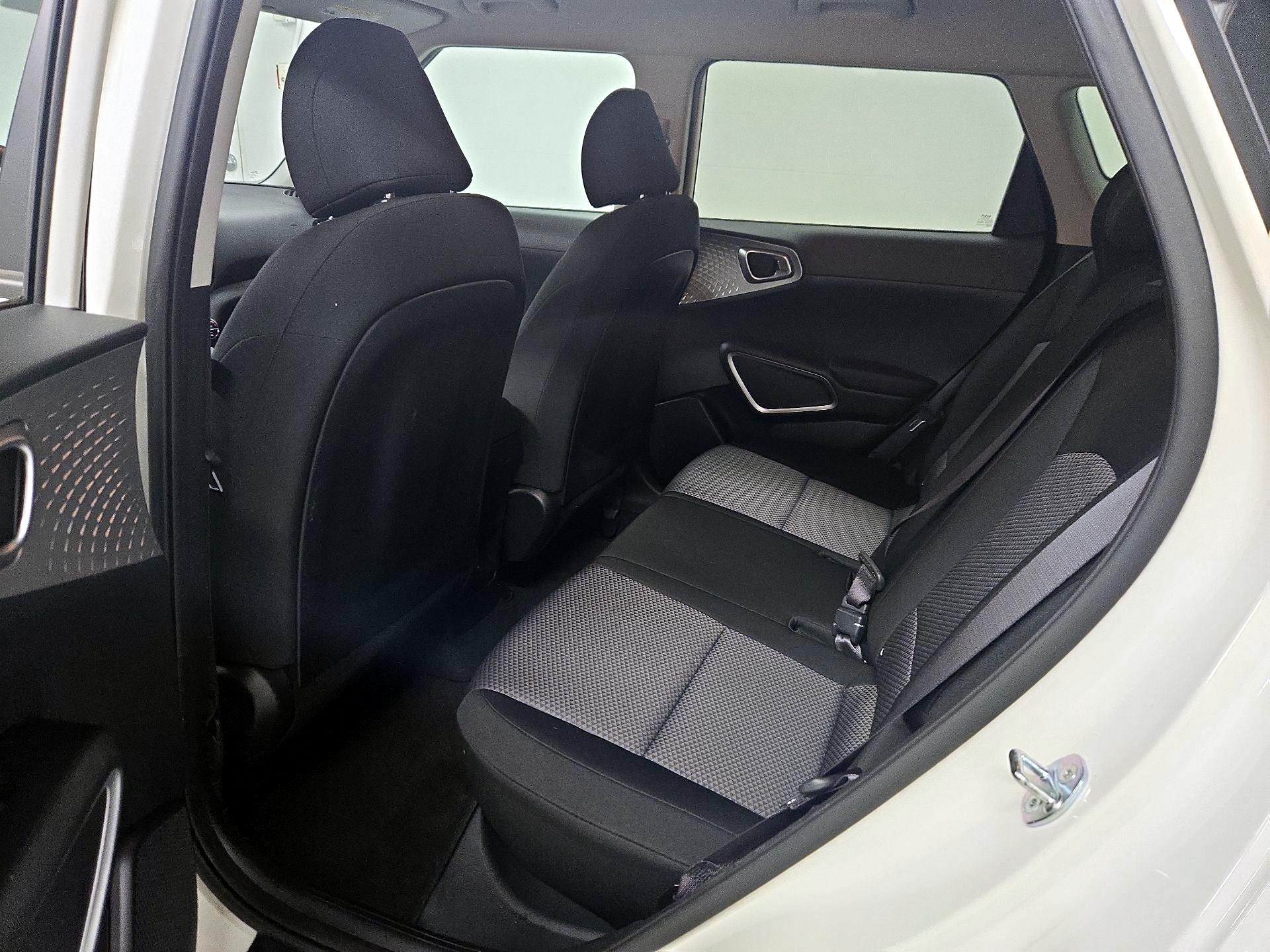 Thumbnail: 2023 Kia Soul - 20