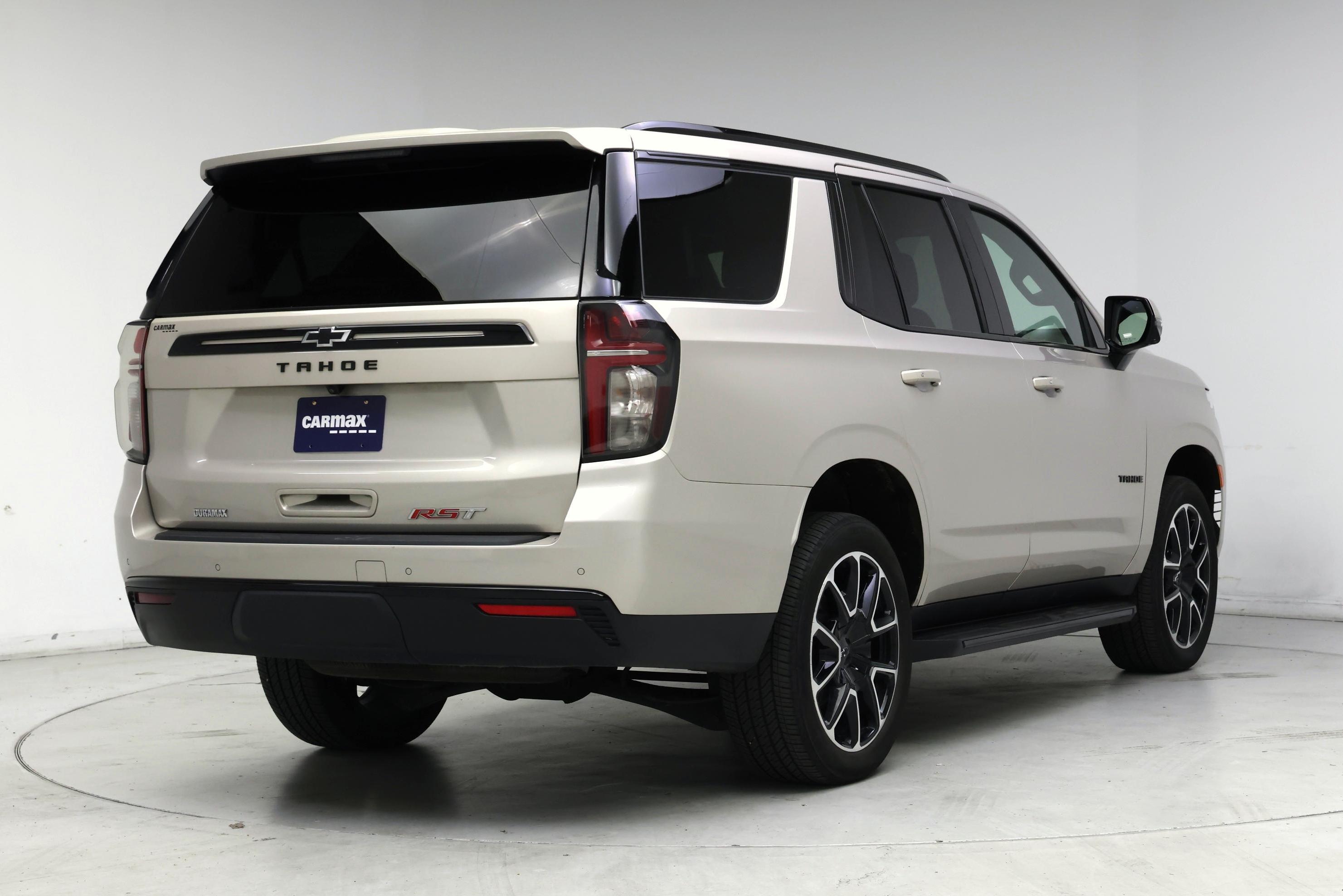 Thumbnail: 2023 Chevrolet Tahoe - 8