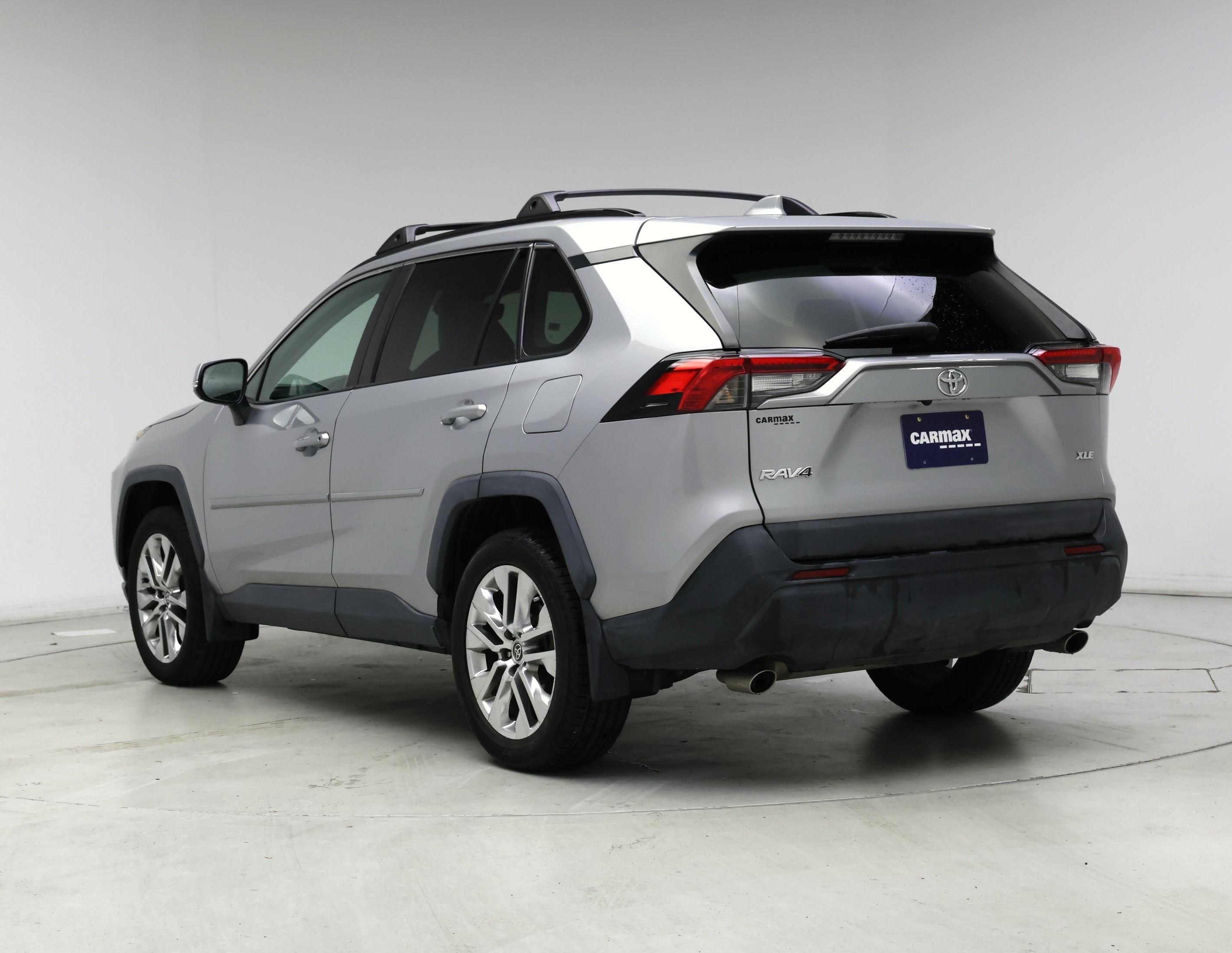 Thumbnail: 2021 Toyota RAV4 - 2