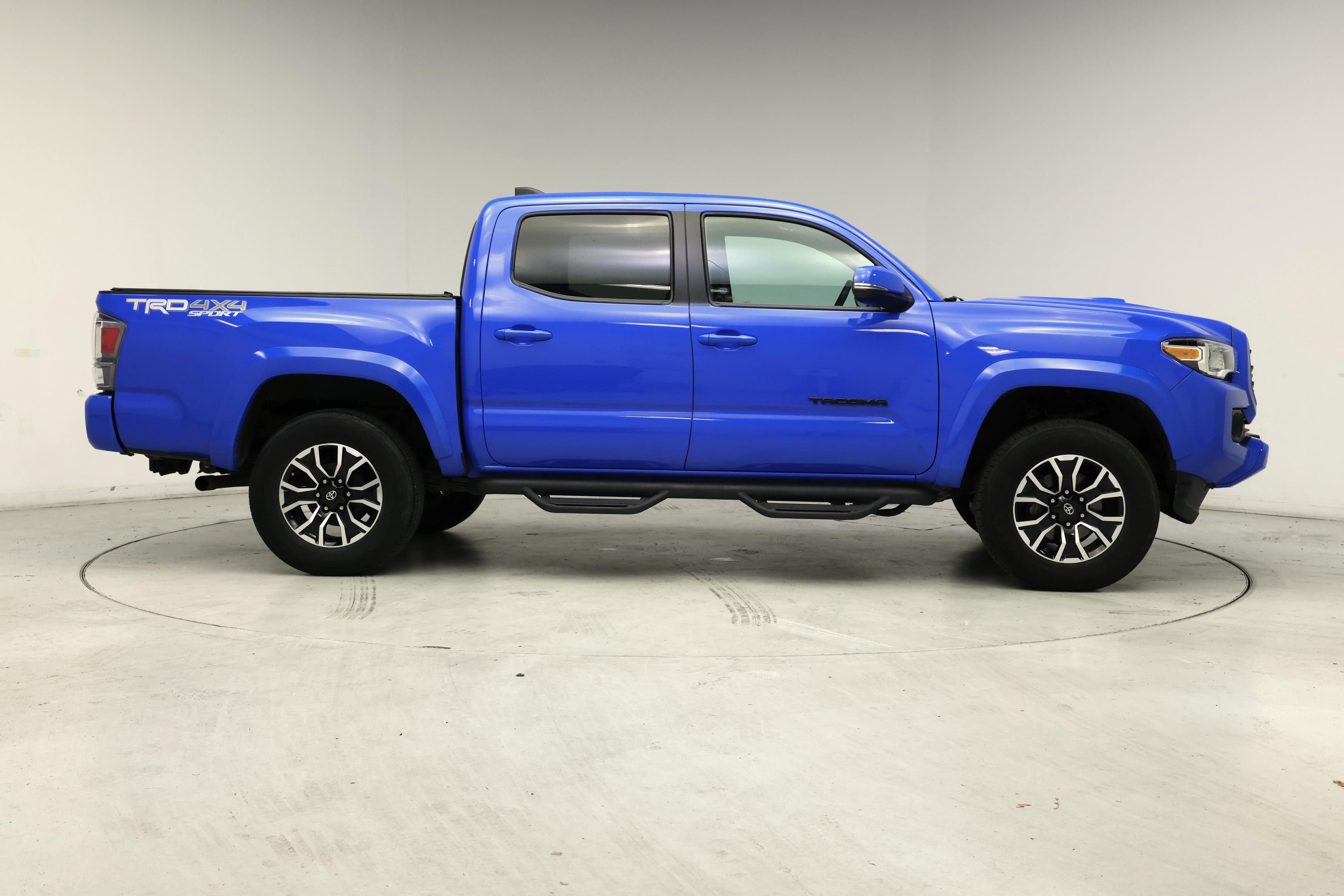 Thumbnail: 2020 Toyota Tacoma - 7