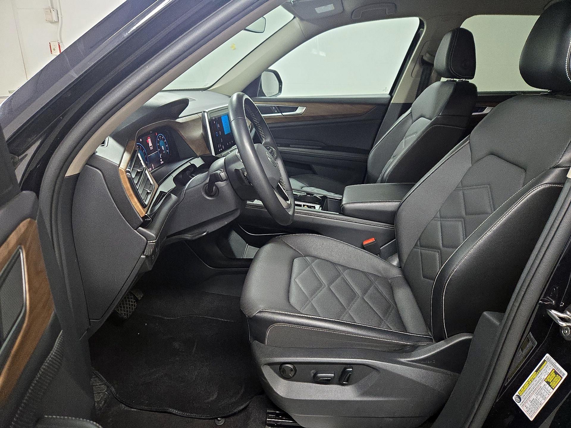 Thumbnail: 2024 Volkswagen Atlas - 11