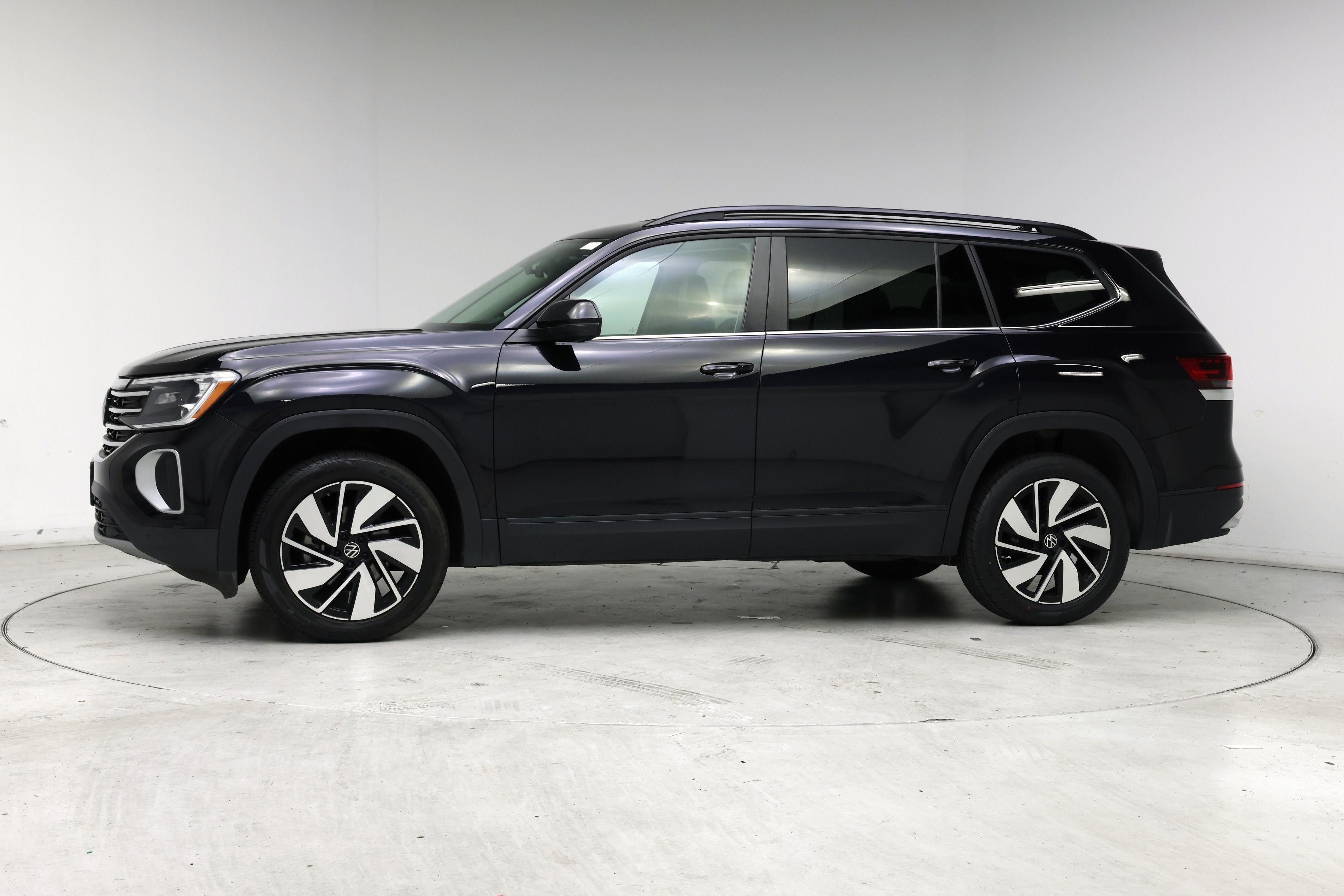 Thumbnail: 2024 Volkswagen Atlas - 3