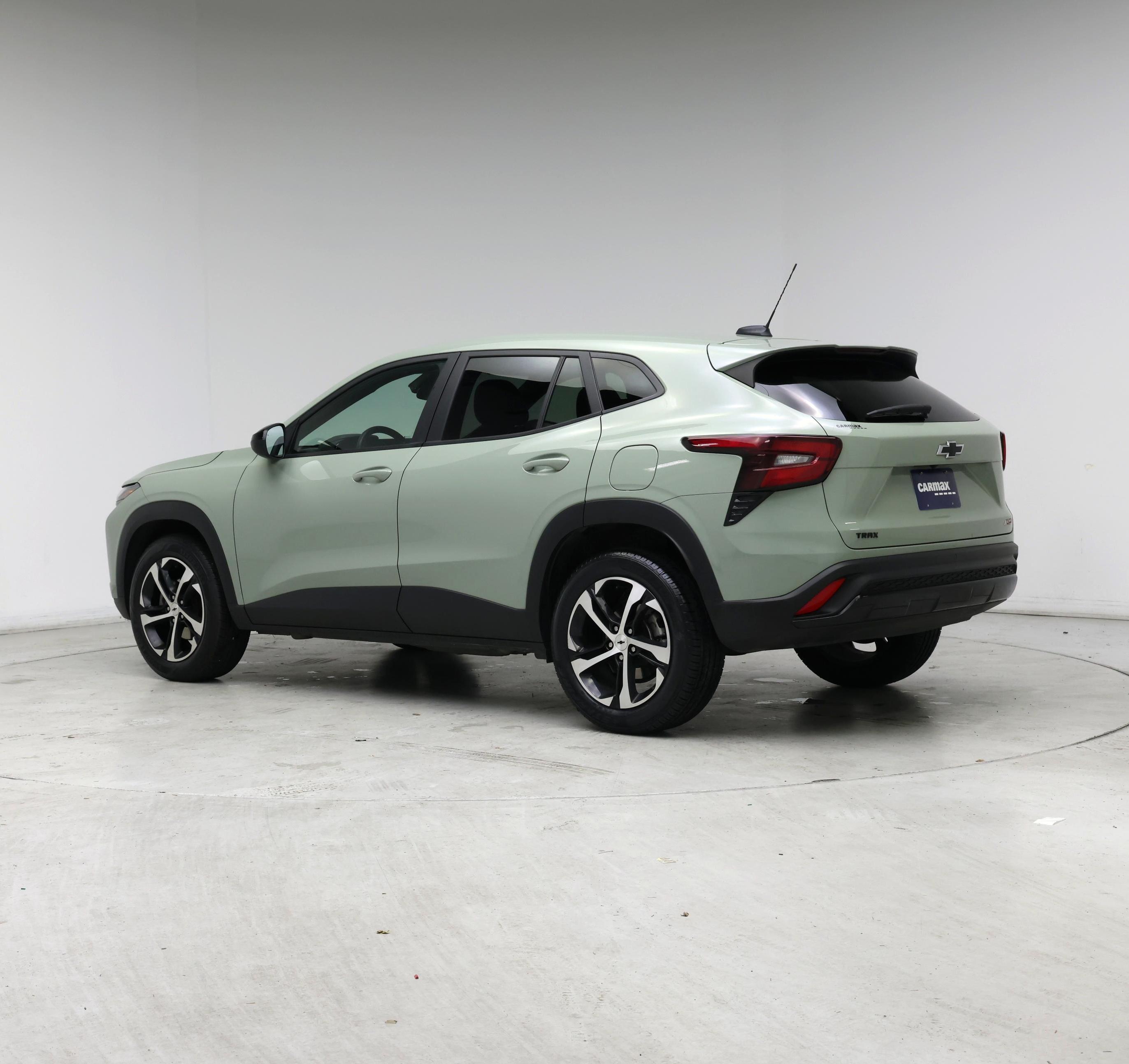 Thumbnail: 2024 Chevrolet Trax - 2