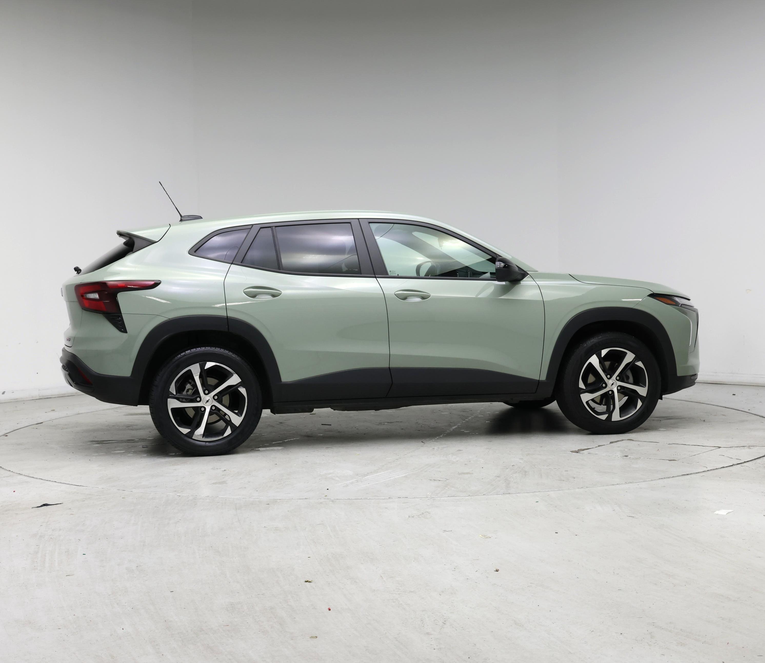 Thumbnail: 2024 Chevrolet Trax - 7
