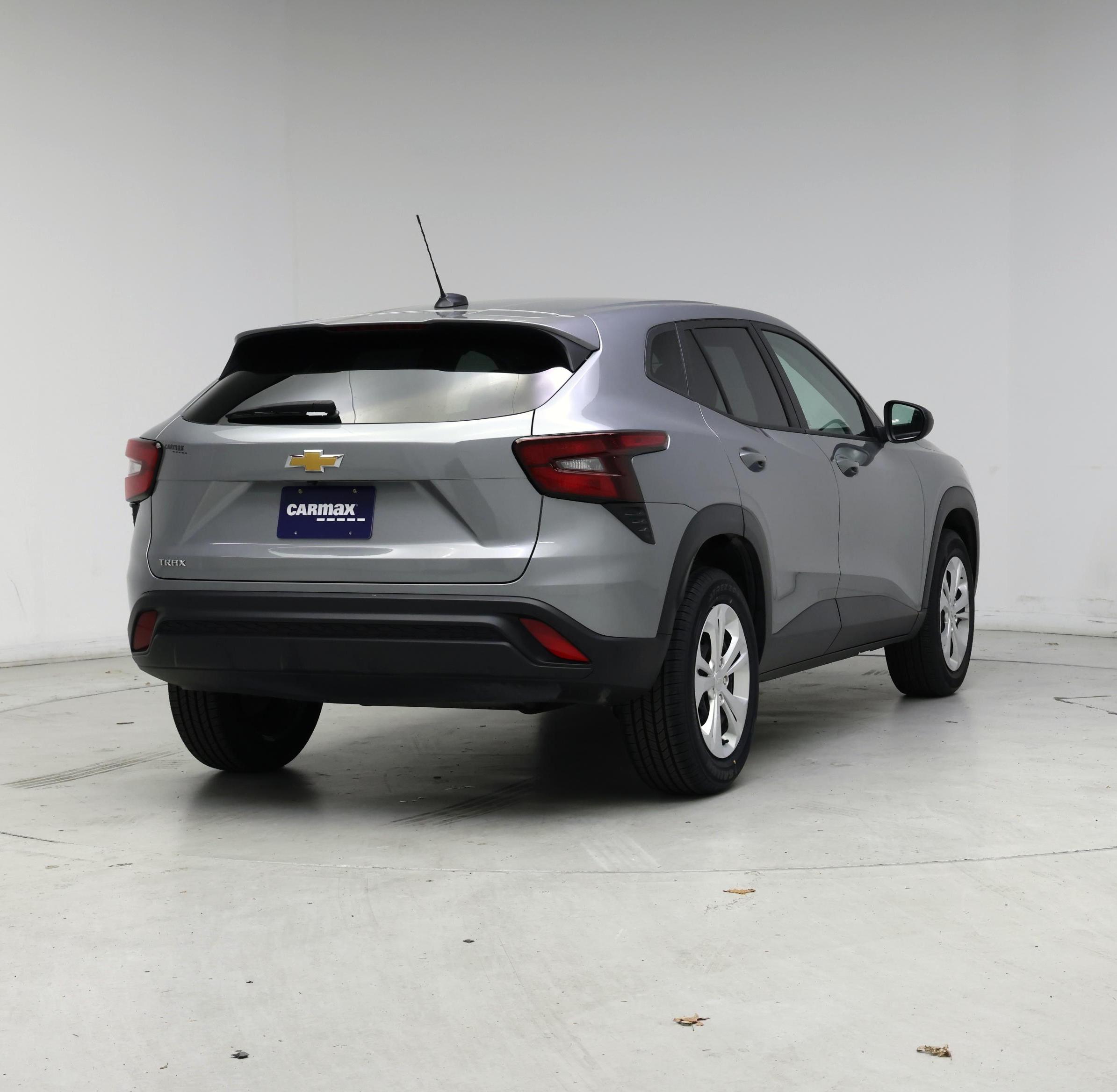 Thumbnail: 2024 Chevrolet Trax - 8
