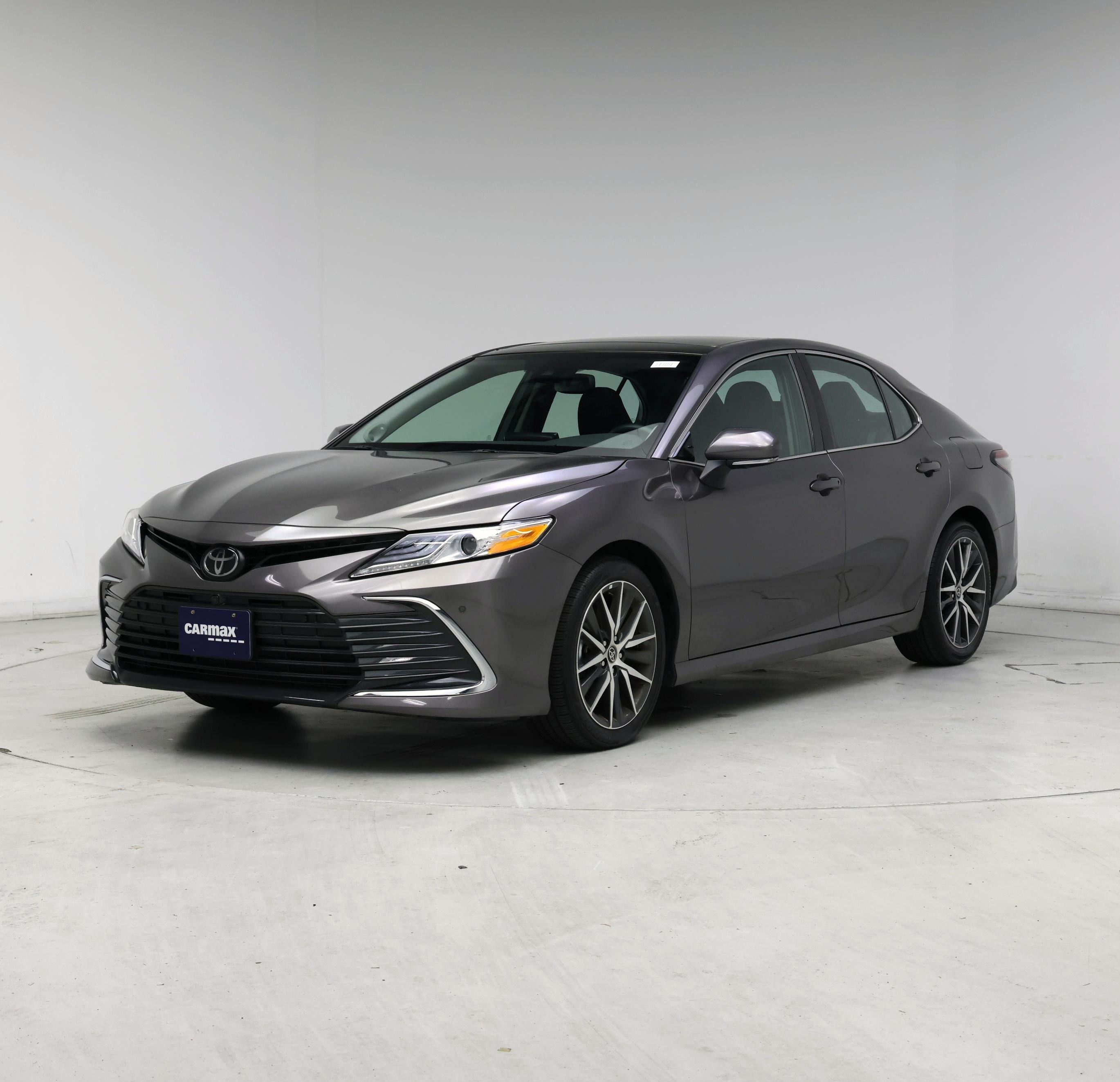 Thumbnail: 2023 Toyota Camry - 4
