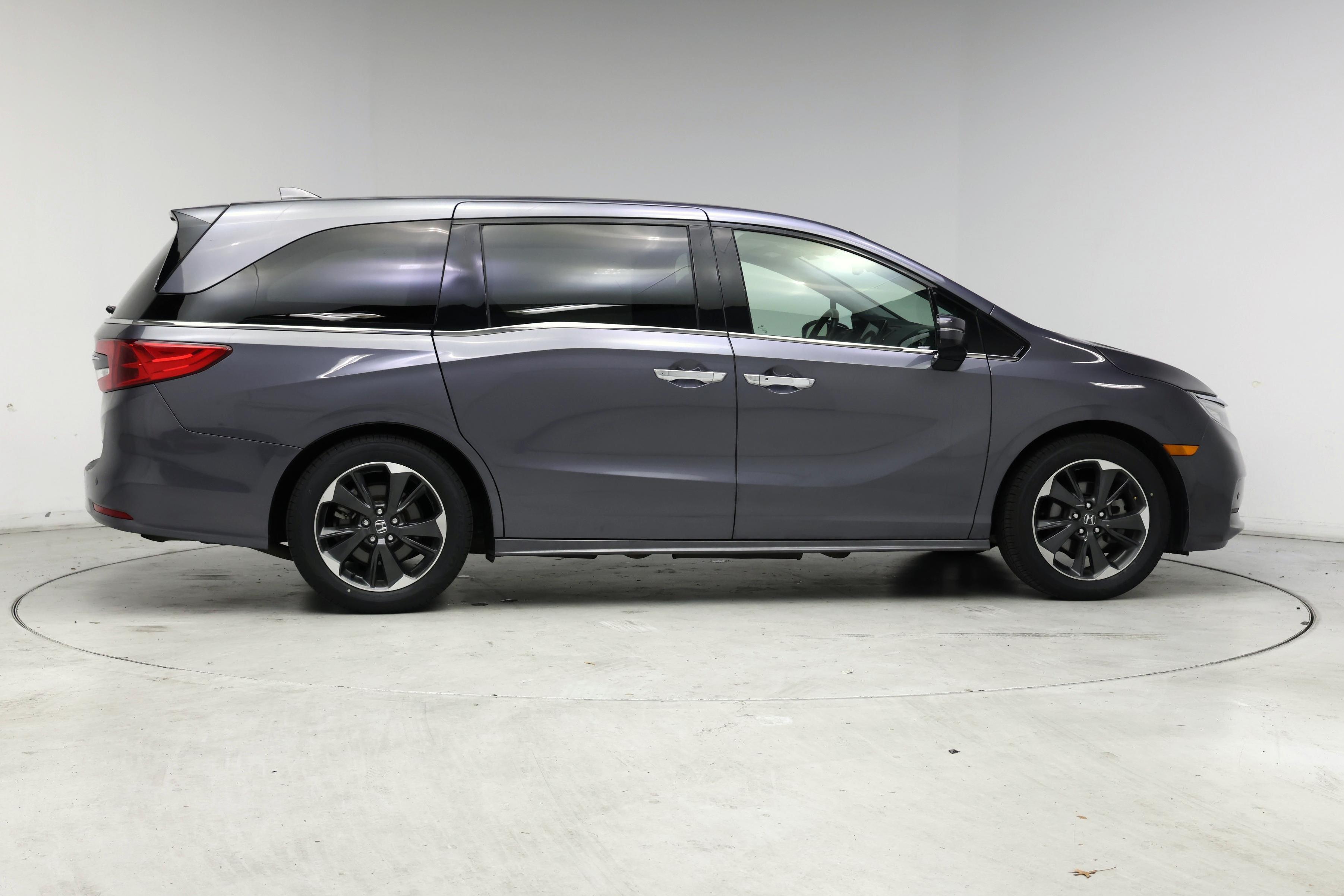 Thumbnail: 2022 Honda Odyssey - 7