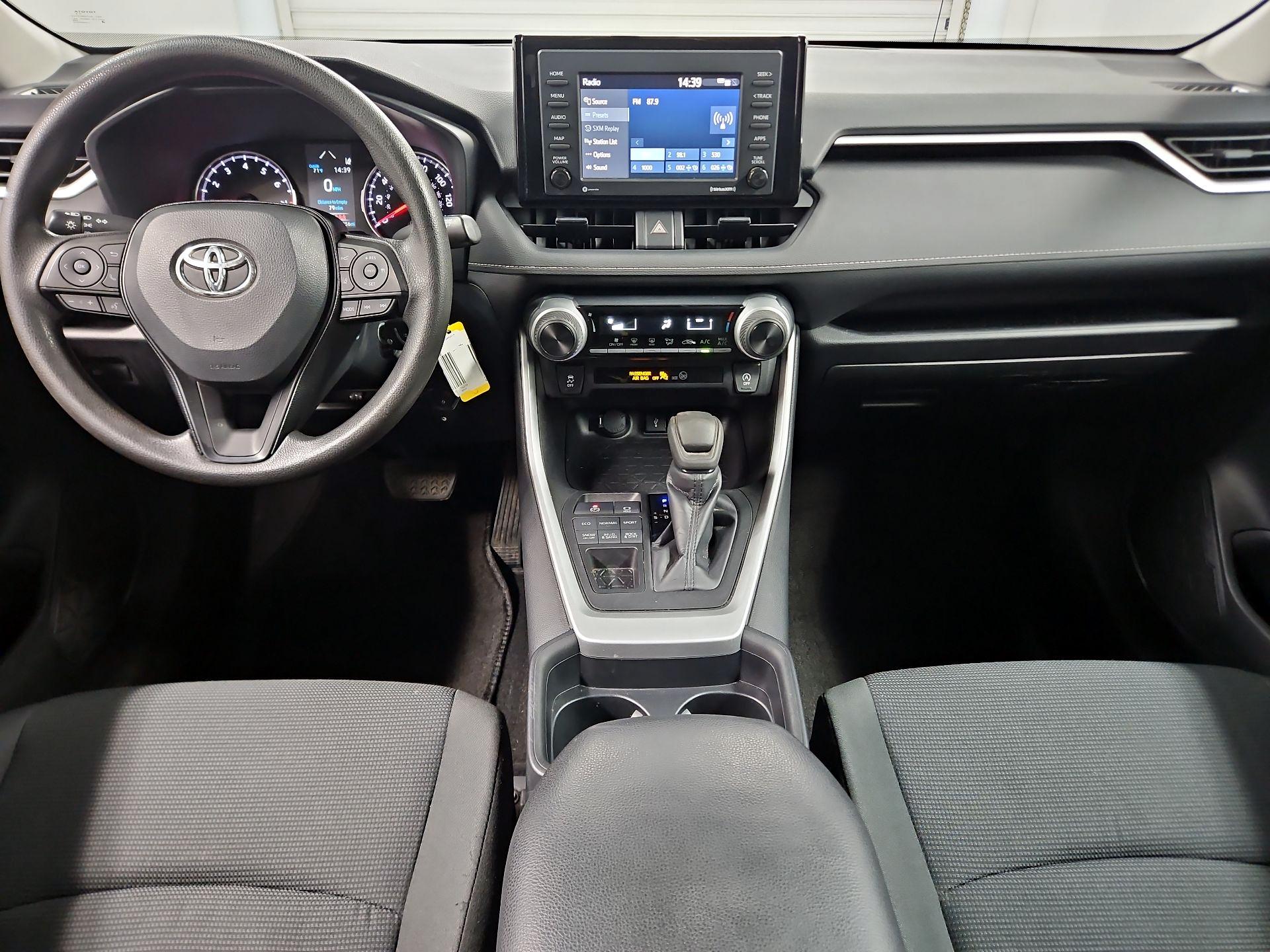 Thumbnail: 2021 Toyota RAV4 - 9