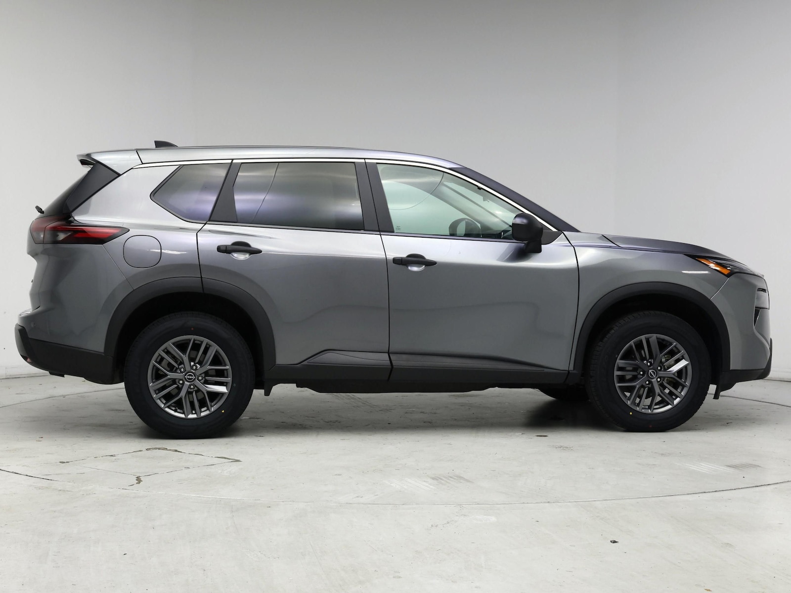 2024 Nissan Rogue S - Photo 8