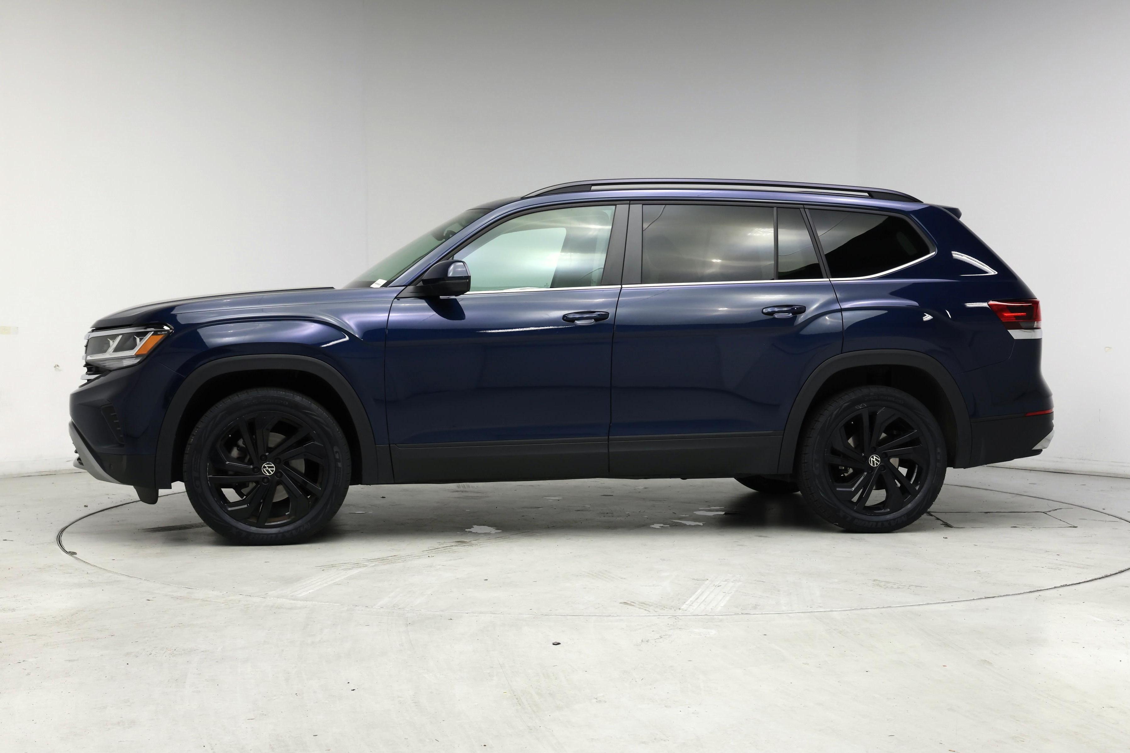 Thumbnail: 2021 Volkswagen Atlas - 3