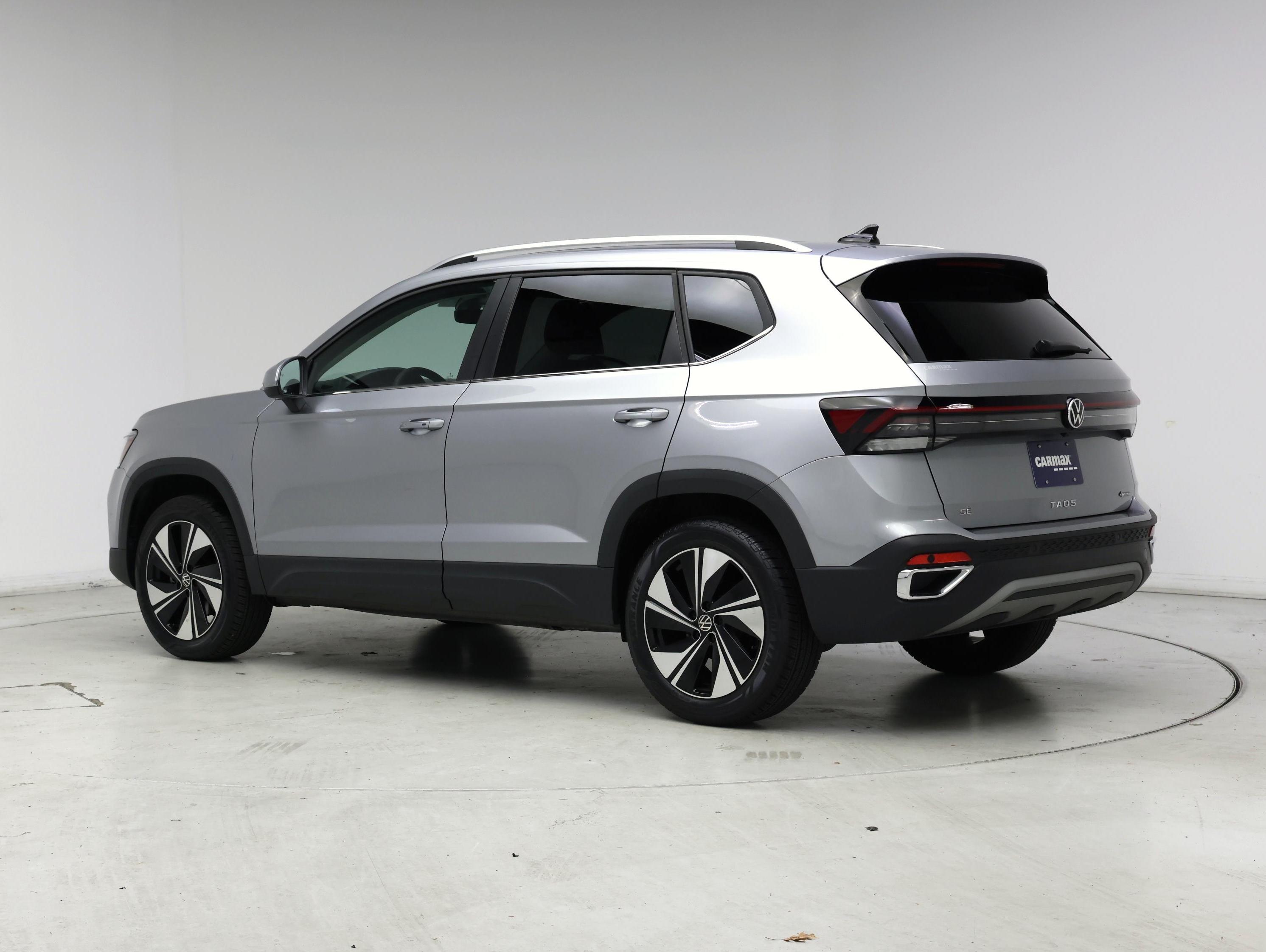 Thumbnail: 2025 Volkswagen Taos - 2
