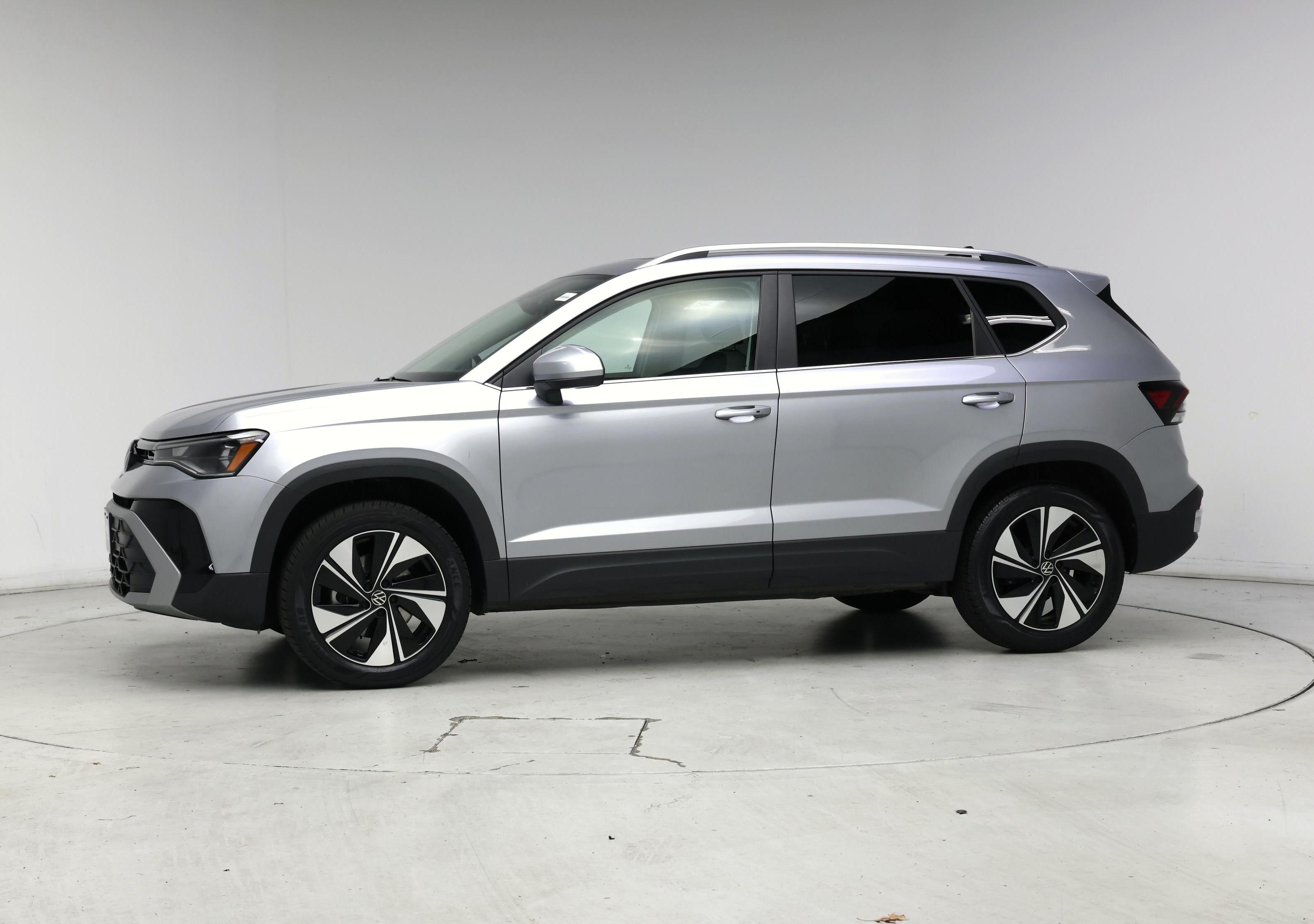 Thumbnail: 2025 Volkswagen Taos - 3