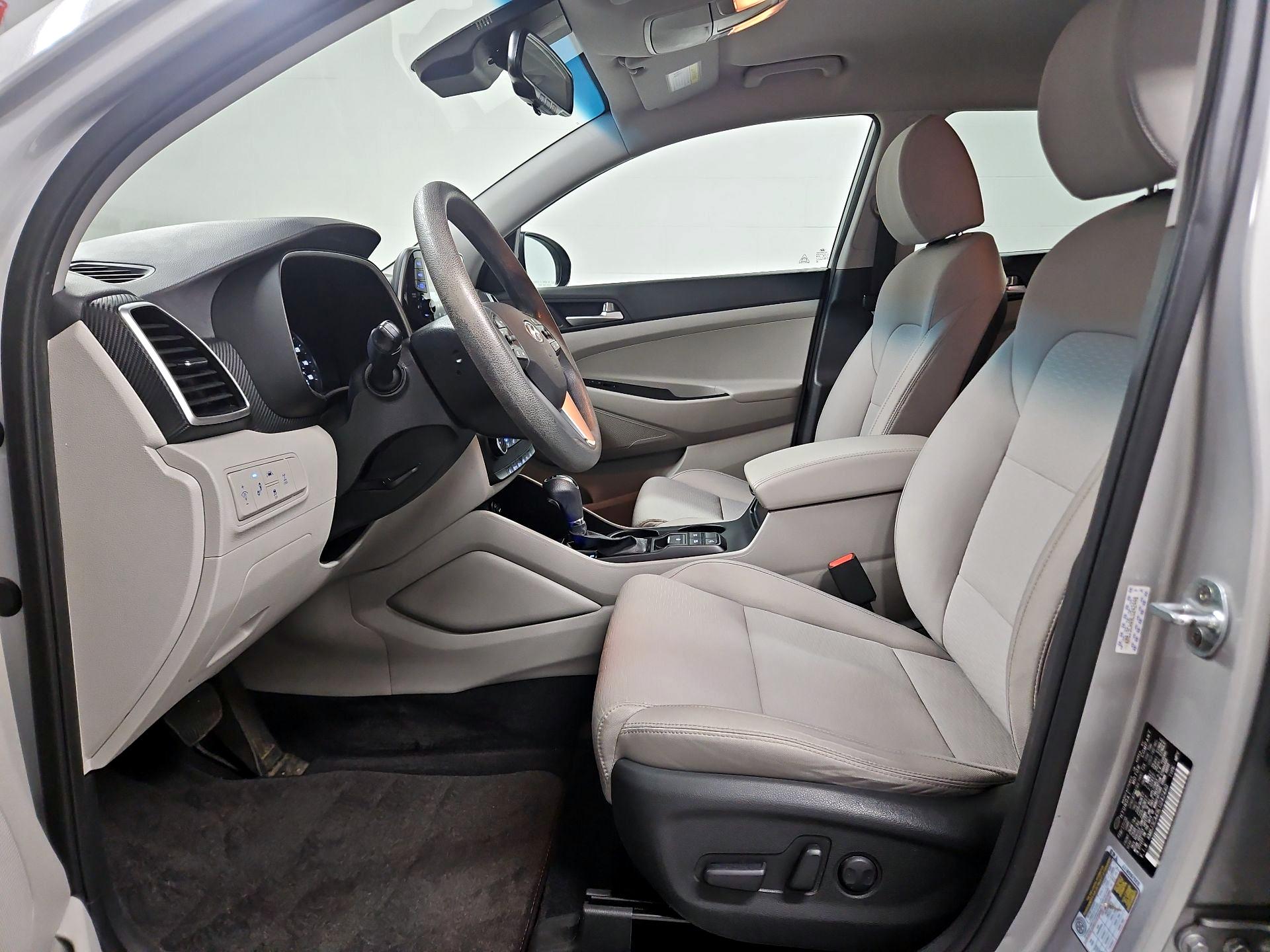 Thumbnail: 2020 Hyundai Tucson - 11