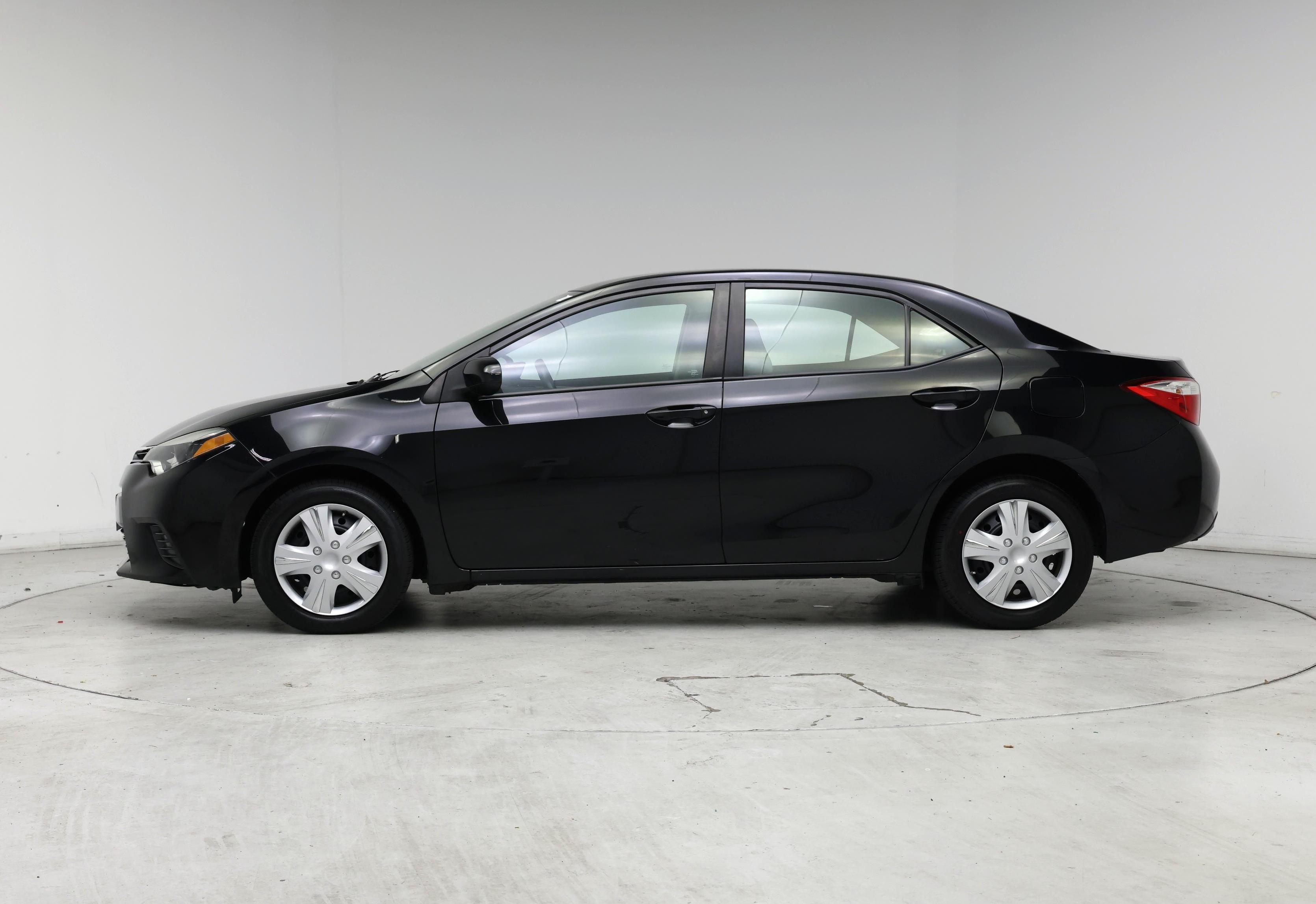 Thumbnail: 2016 Toyota Corolla - 3