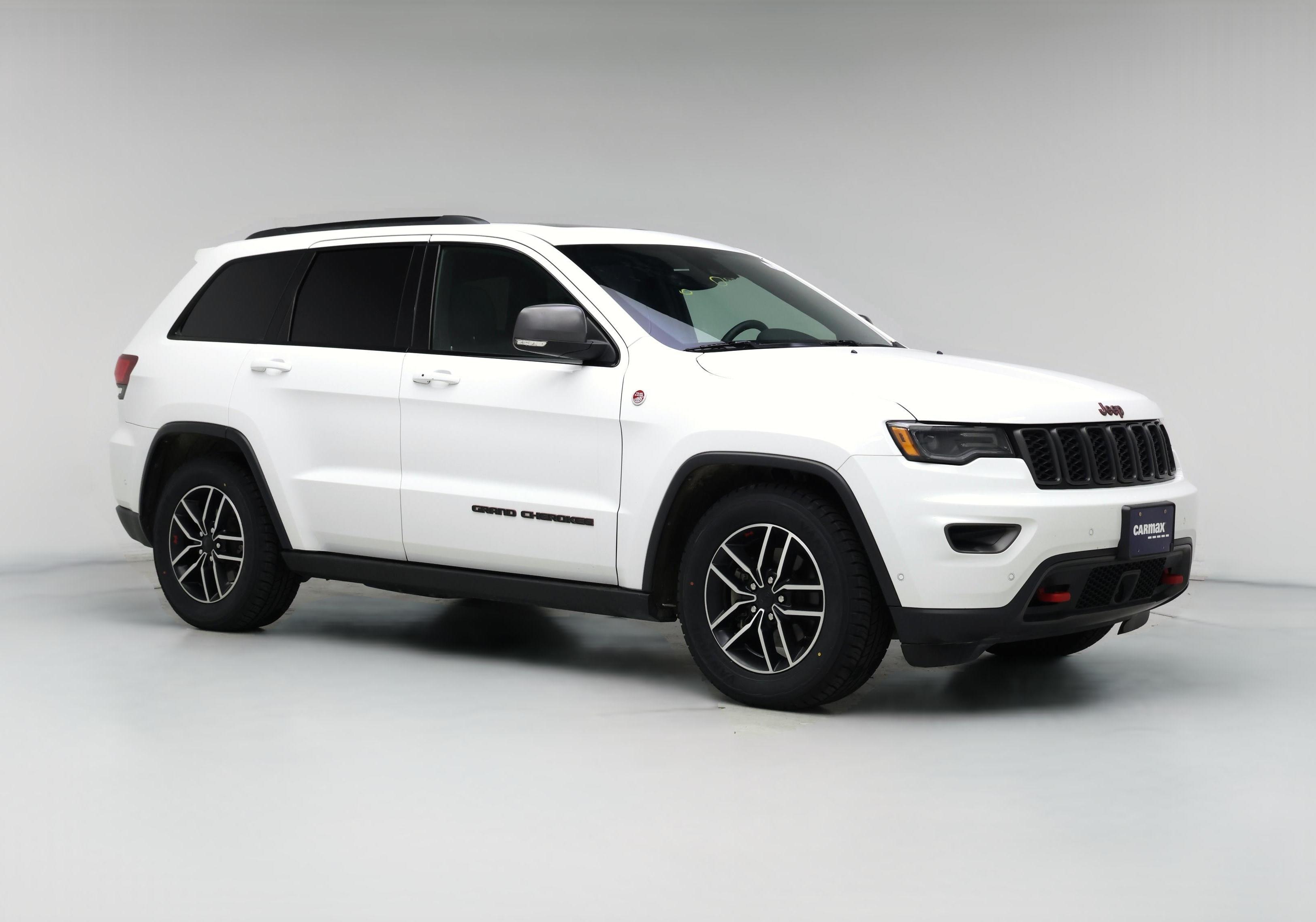 Thumbnail: 2019 Jeep Grand Cherokee - 1
