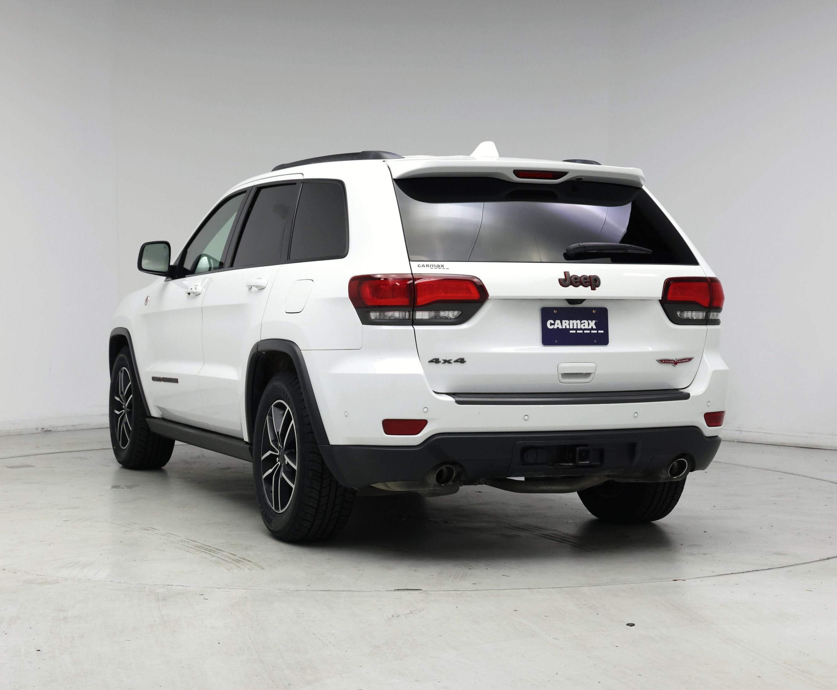 Thumbnail: 2019 Jeep Grand Cherokee - 6