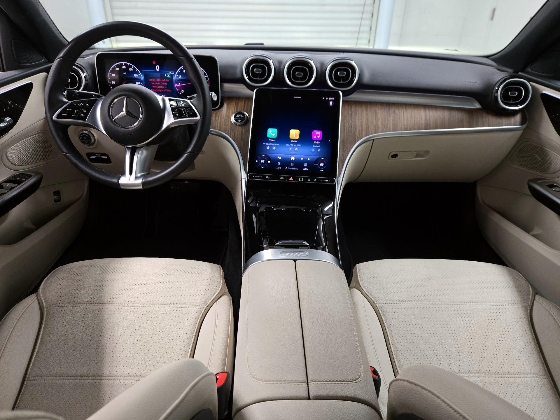 Thumbnail: 2025 Mercedes-Benz C-Class - 9