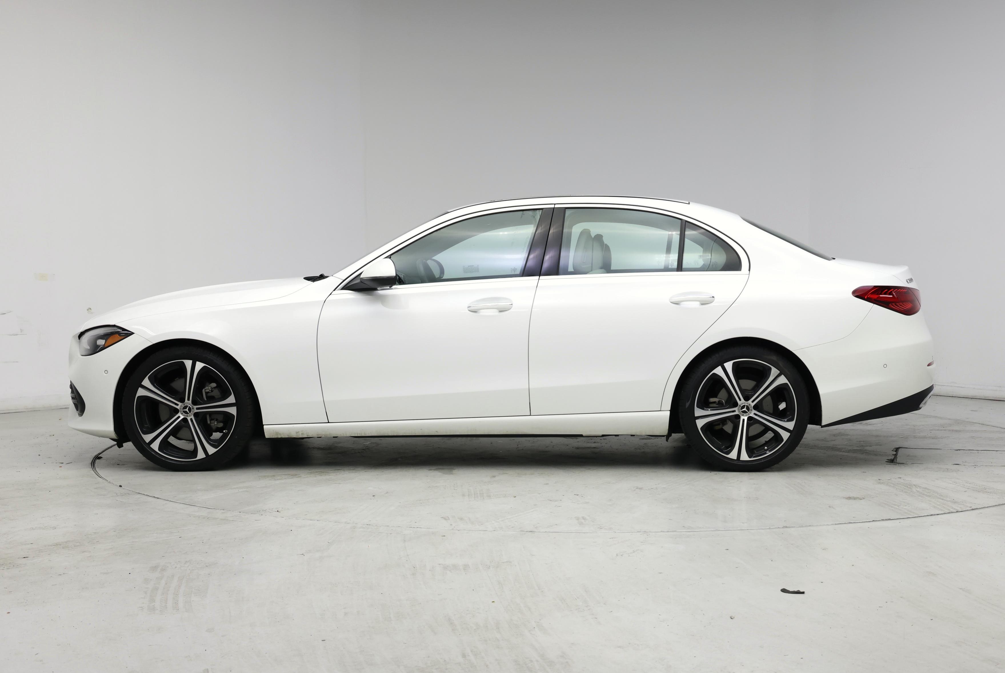Thumbnail: 2025 Mercedes-Benz C-Class - 3