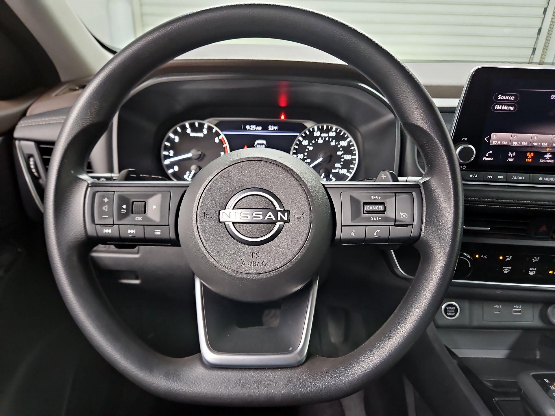 Thumbnail: 2023 Nissan Rogue - 10