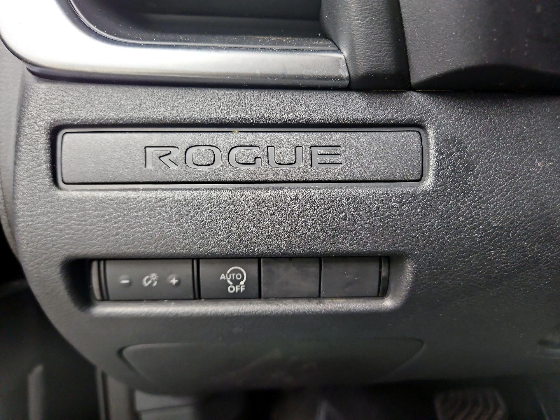 Thumbnail: 2023 Nissan Rogue - 13