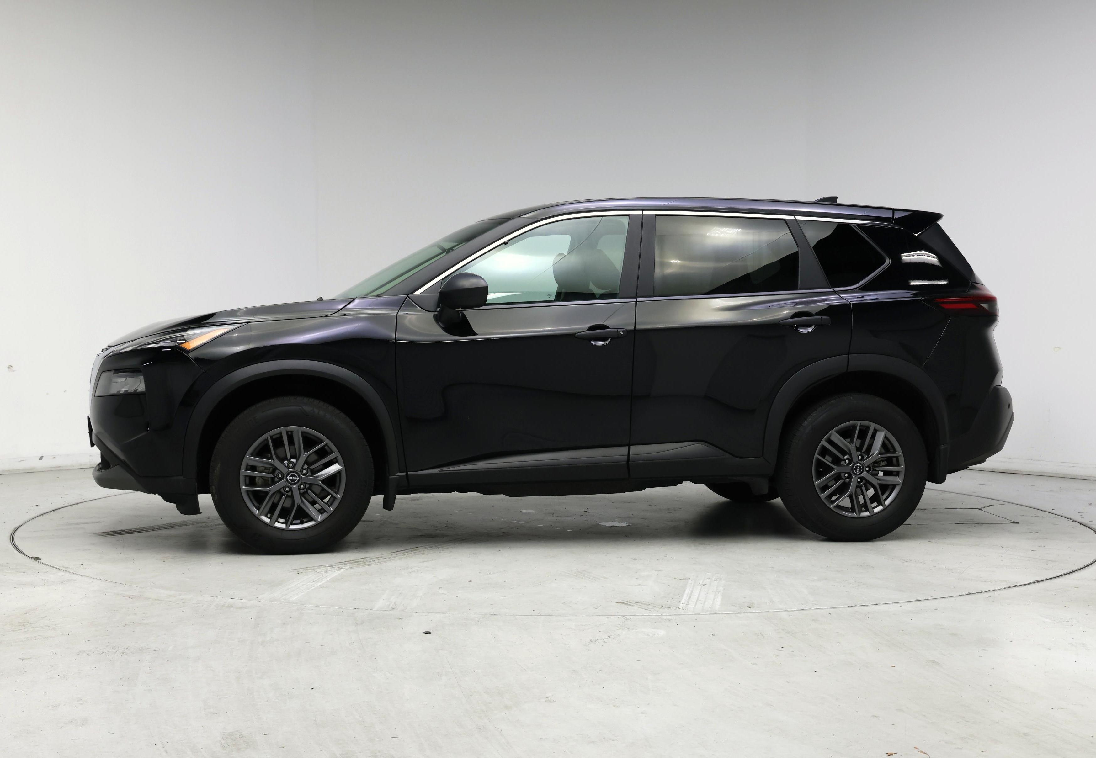 Thumbnail: 2023 Nissan Rogue - 3