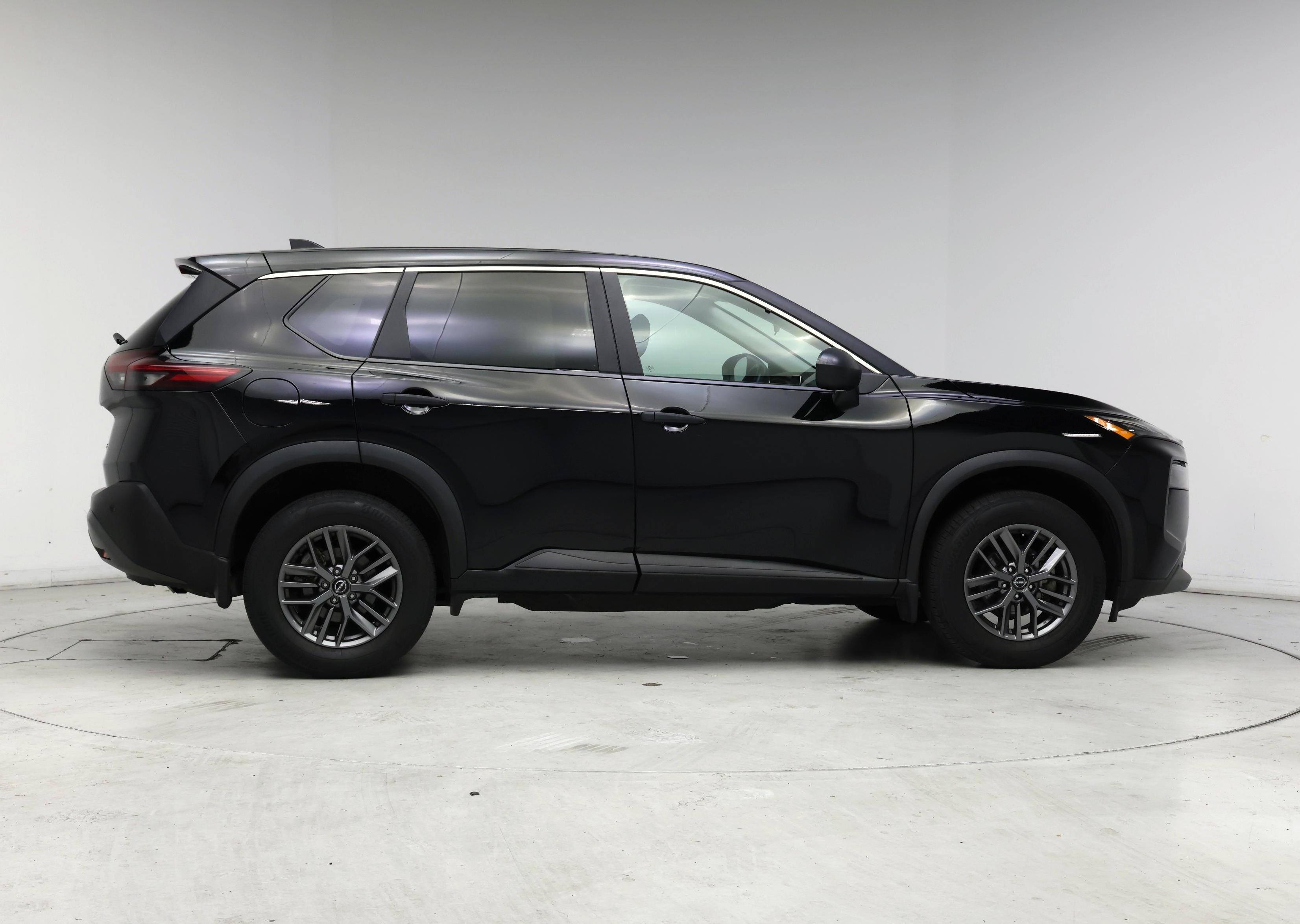 Thumbnail: 2023 Nissan Rogue - 7
