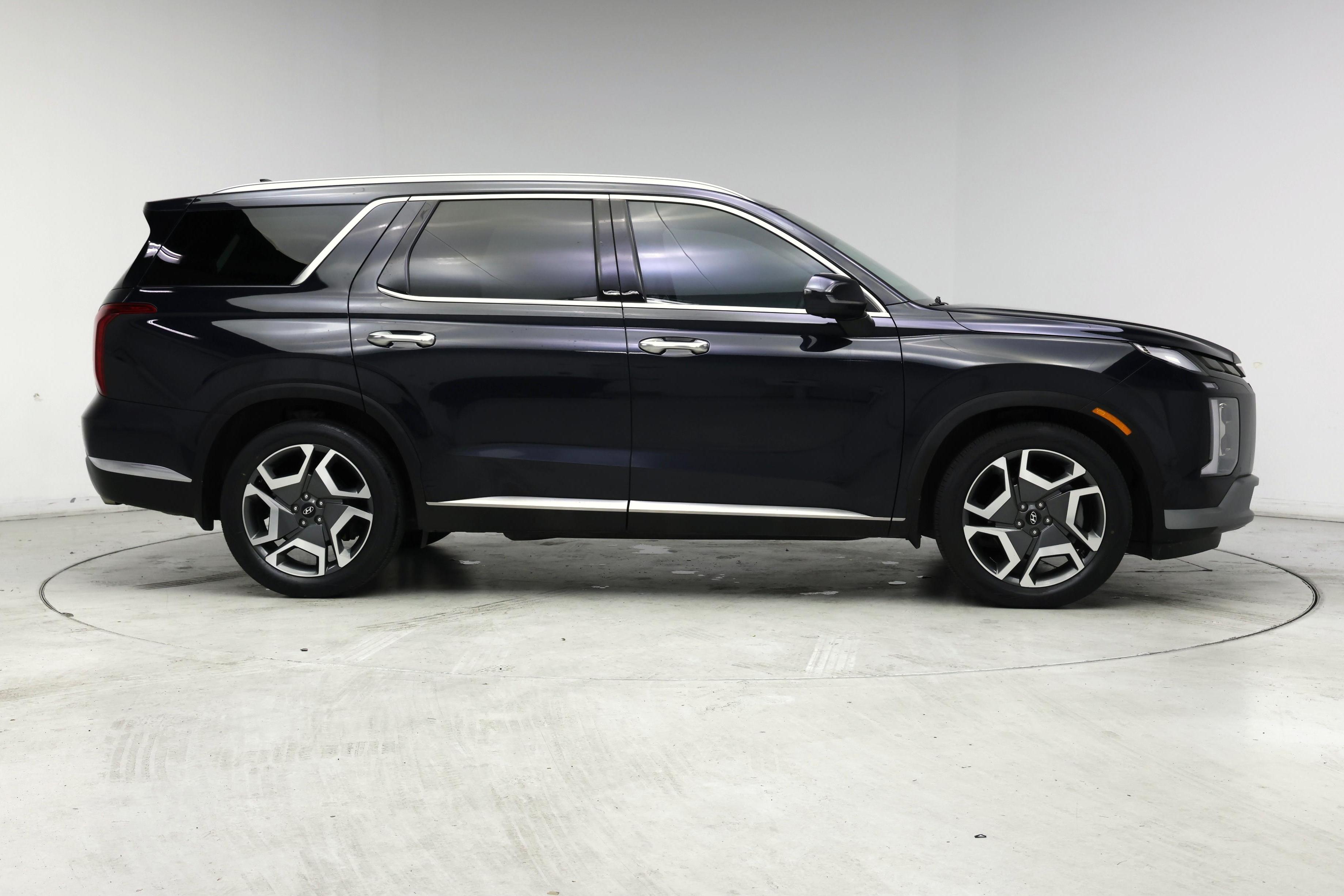 Thumbnail: 2023 Hyundai Palisade - 7