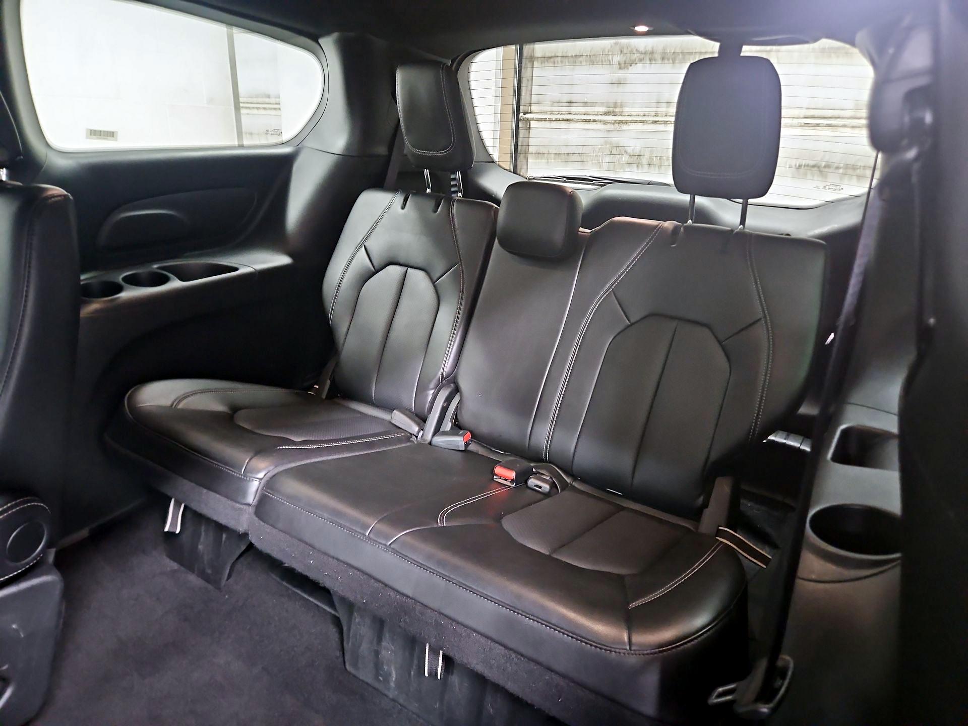 Thumbnail: 2025 Chrysler Pacifica - 20