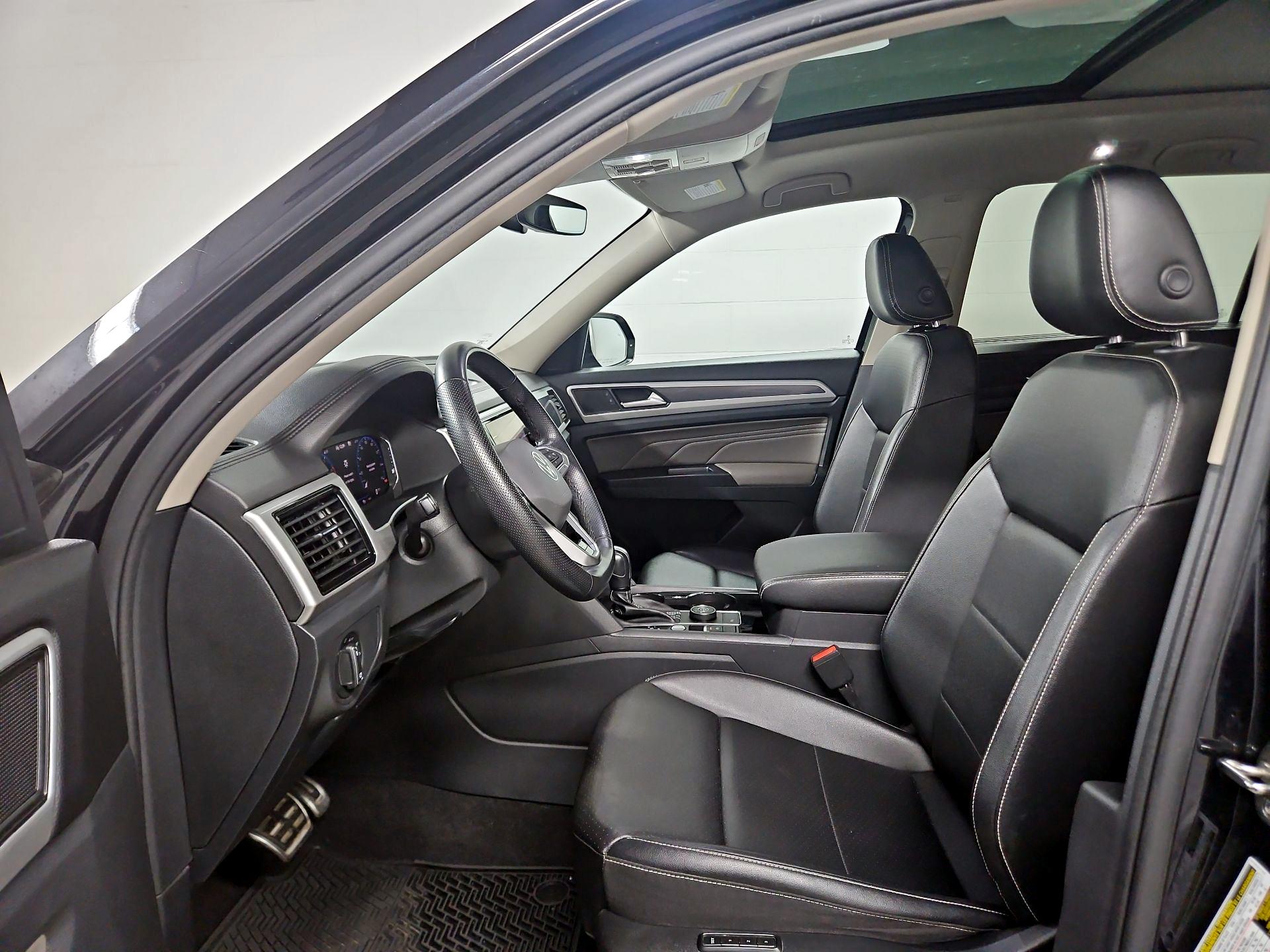Thumbnail: 2021 Volkswagen Atlas - 11