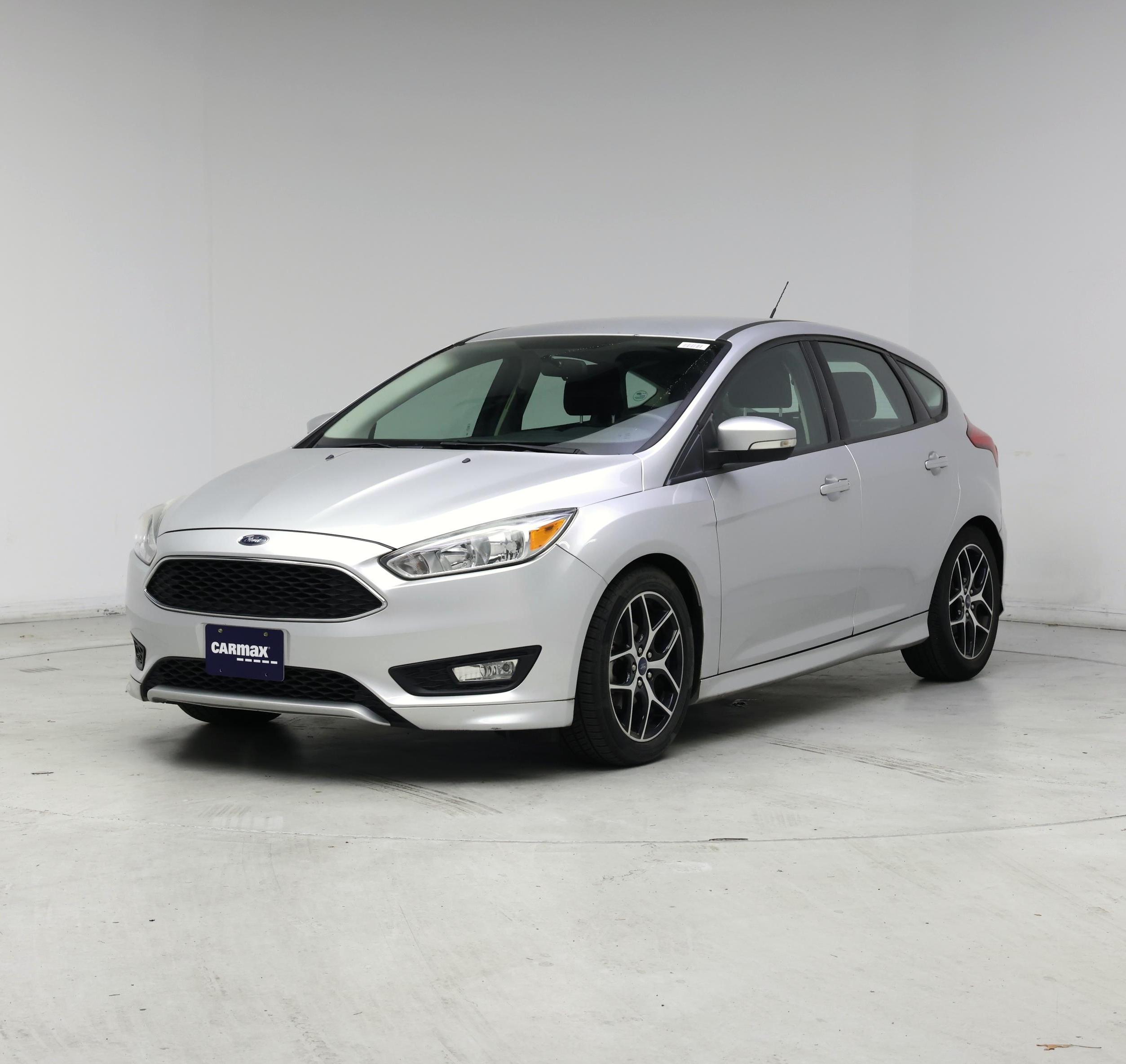 Thumbnail: 2016 Ford Focus - 4