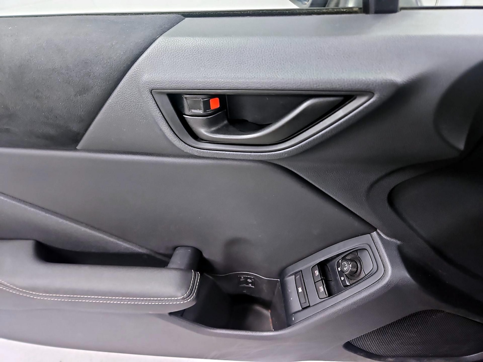 2024 Toyota GR86 Premium - Photo 13