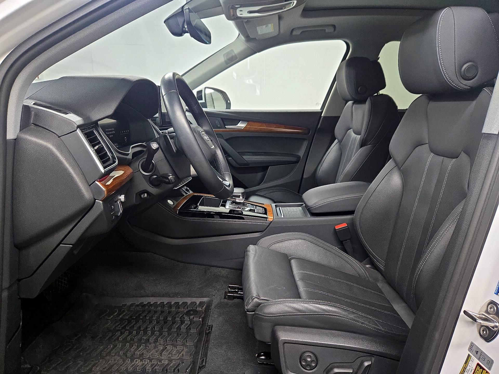 Thumbnail: 2023 Audi Q5 - 11